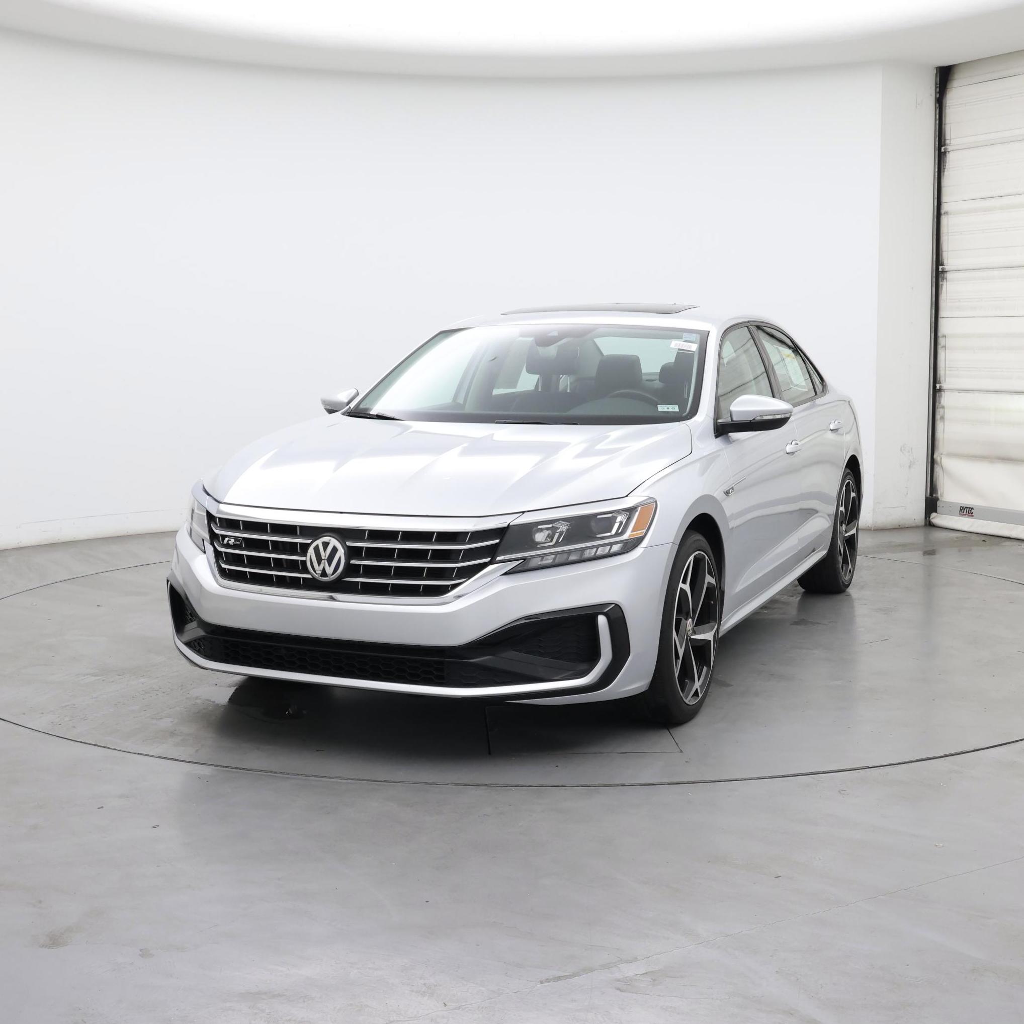 Thumbnail: 2020 Volkswagen Passat - 4