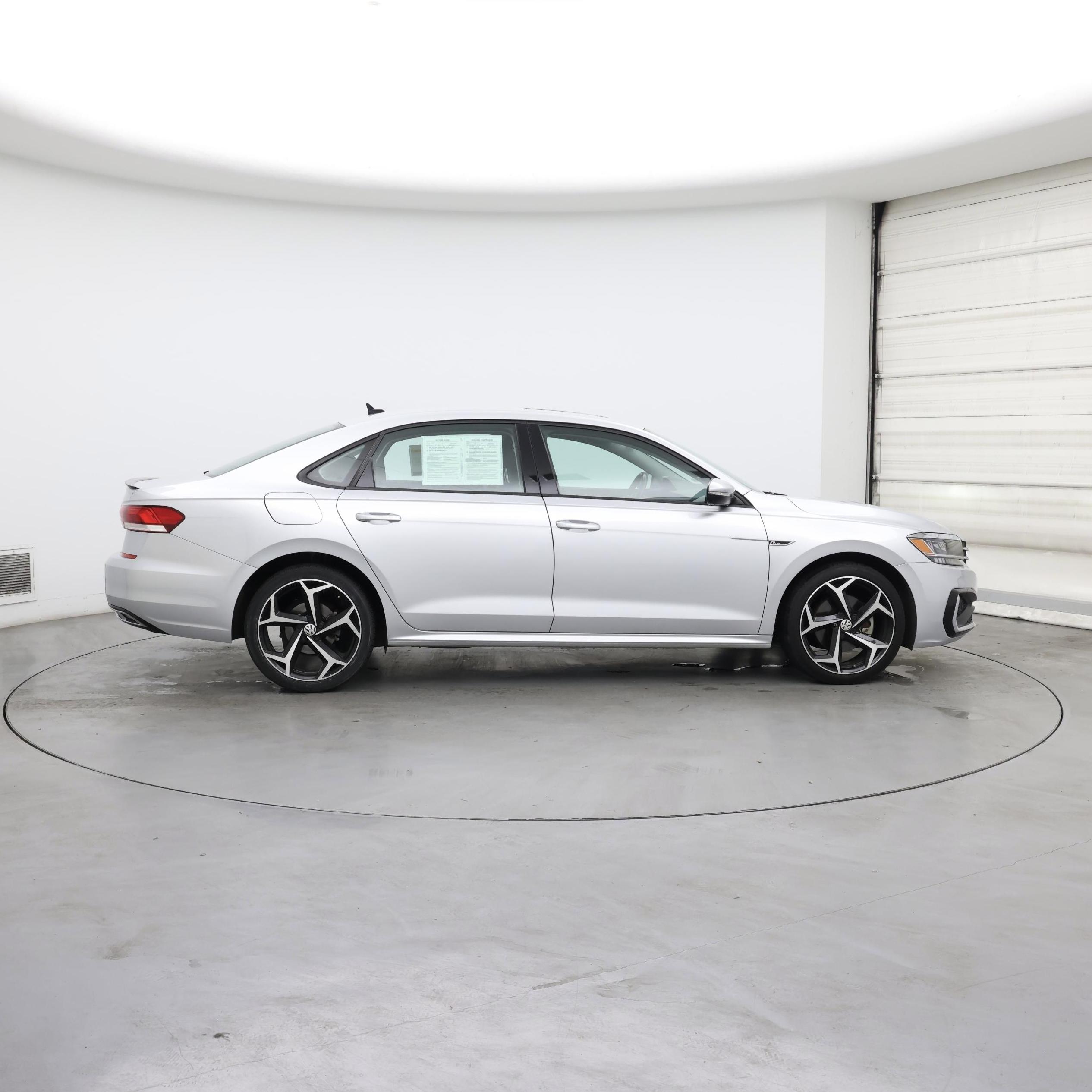 Thumbnail: 2020 Volkswagen Passat - 7