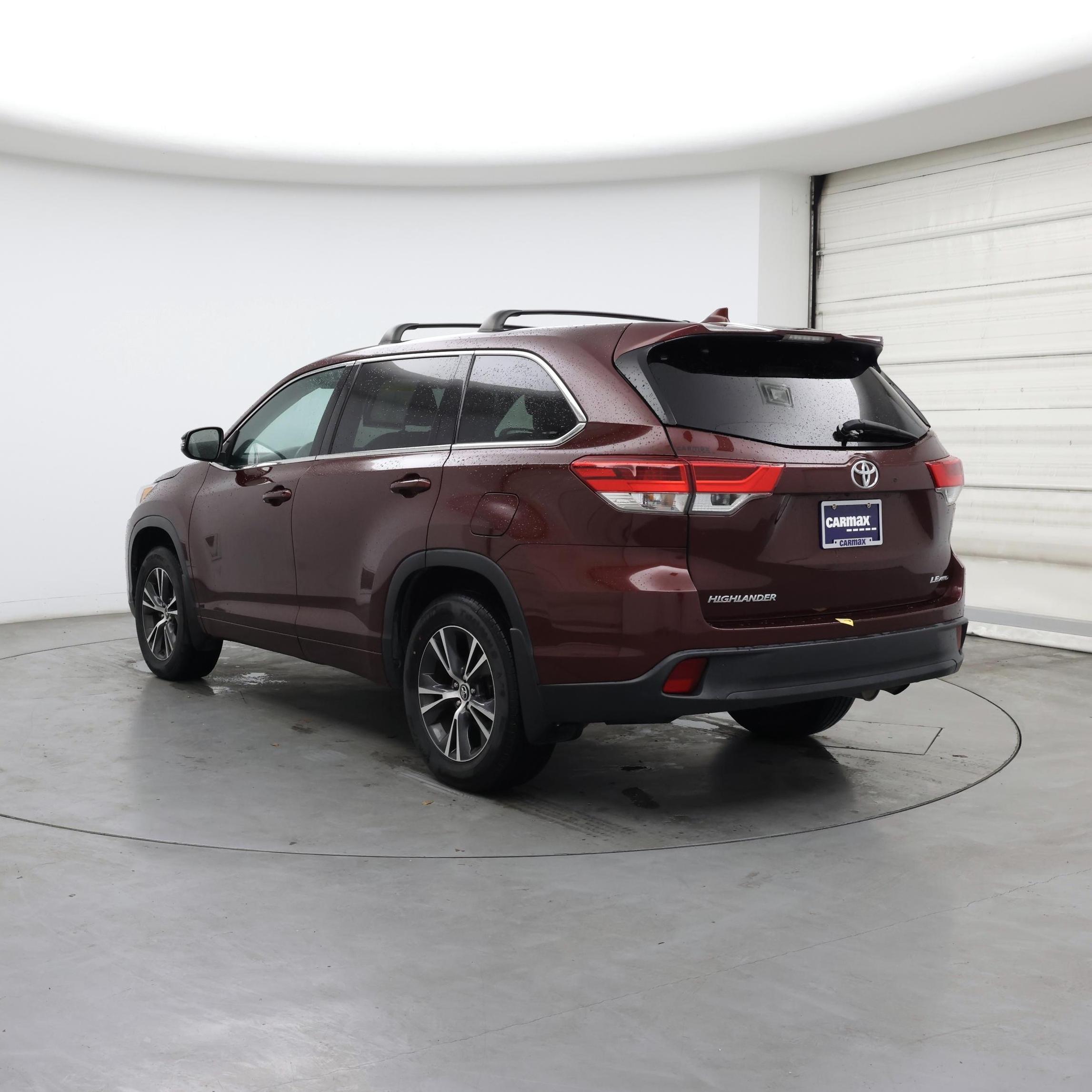 Thumbnail: 2018 Toyota Highlander - 2