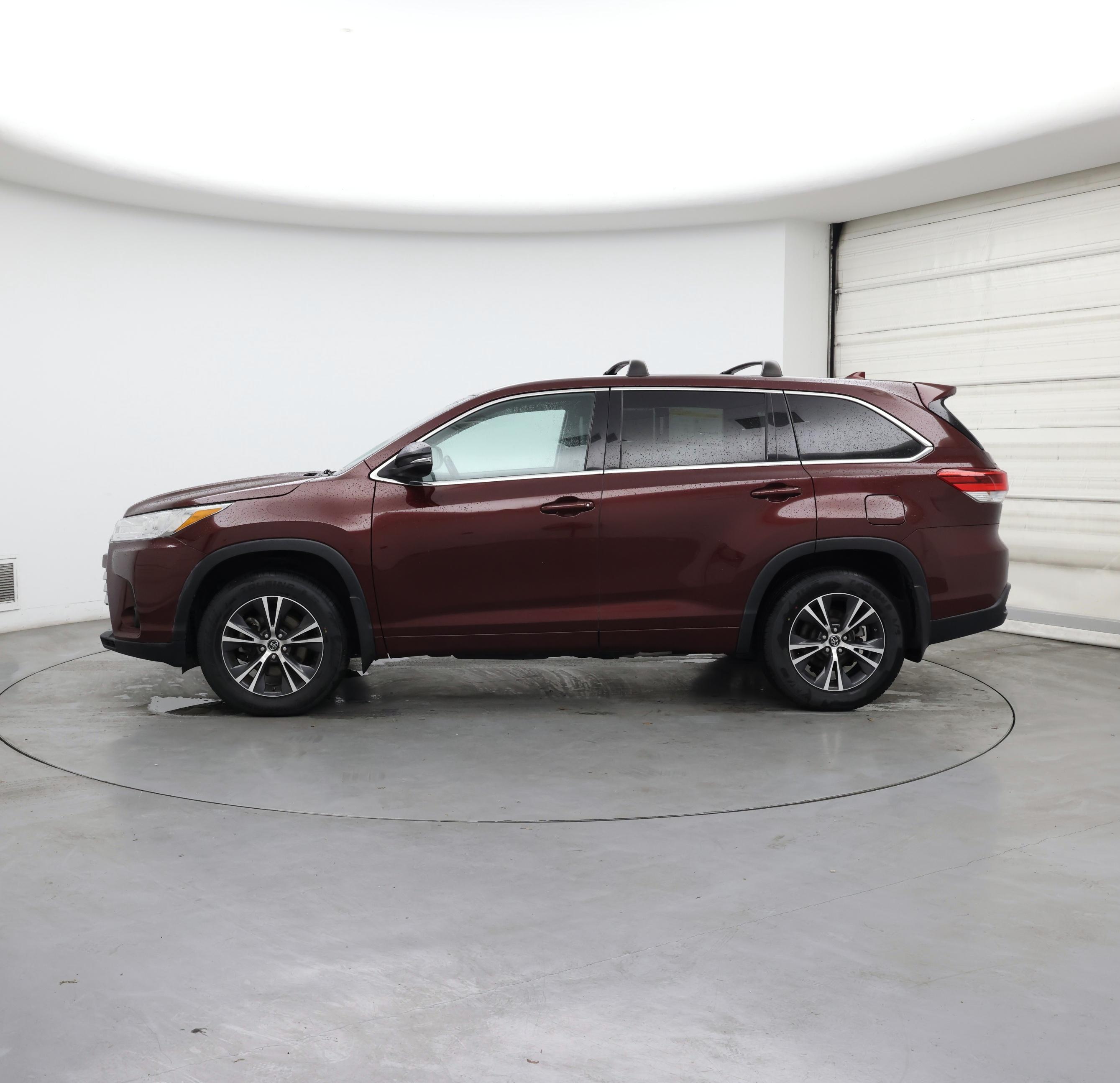 Thumbnail: 2018 Toyota Highlander - 3