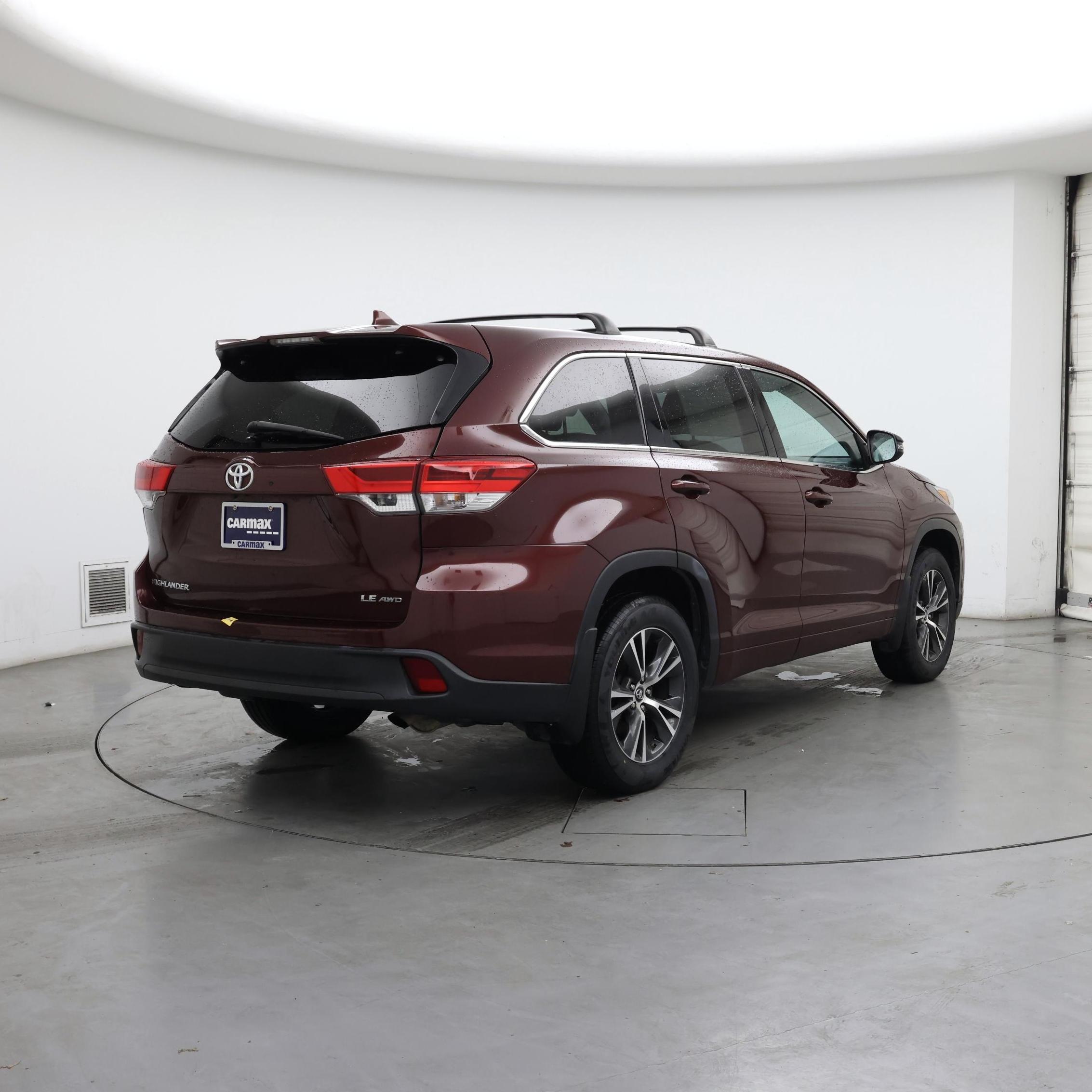 Thumbnail: 2018 Toyota Highlander - 8