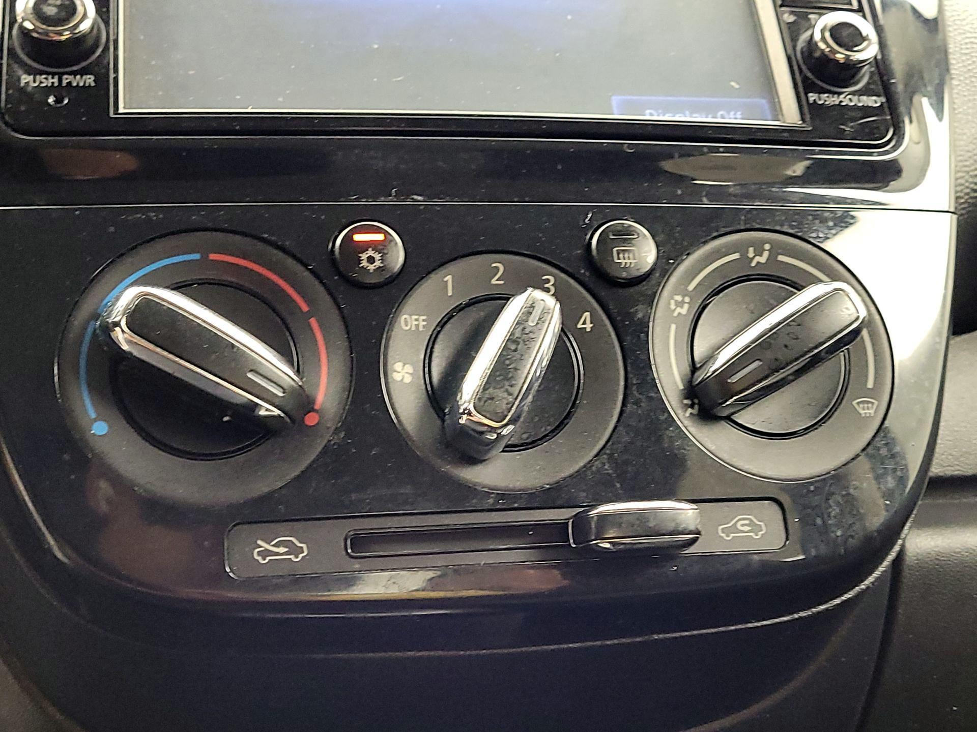 Thumbnail: 2018 Mitsubishi Mirage G4 - 16