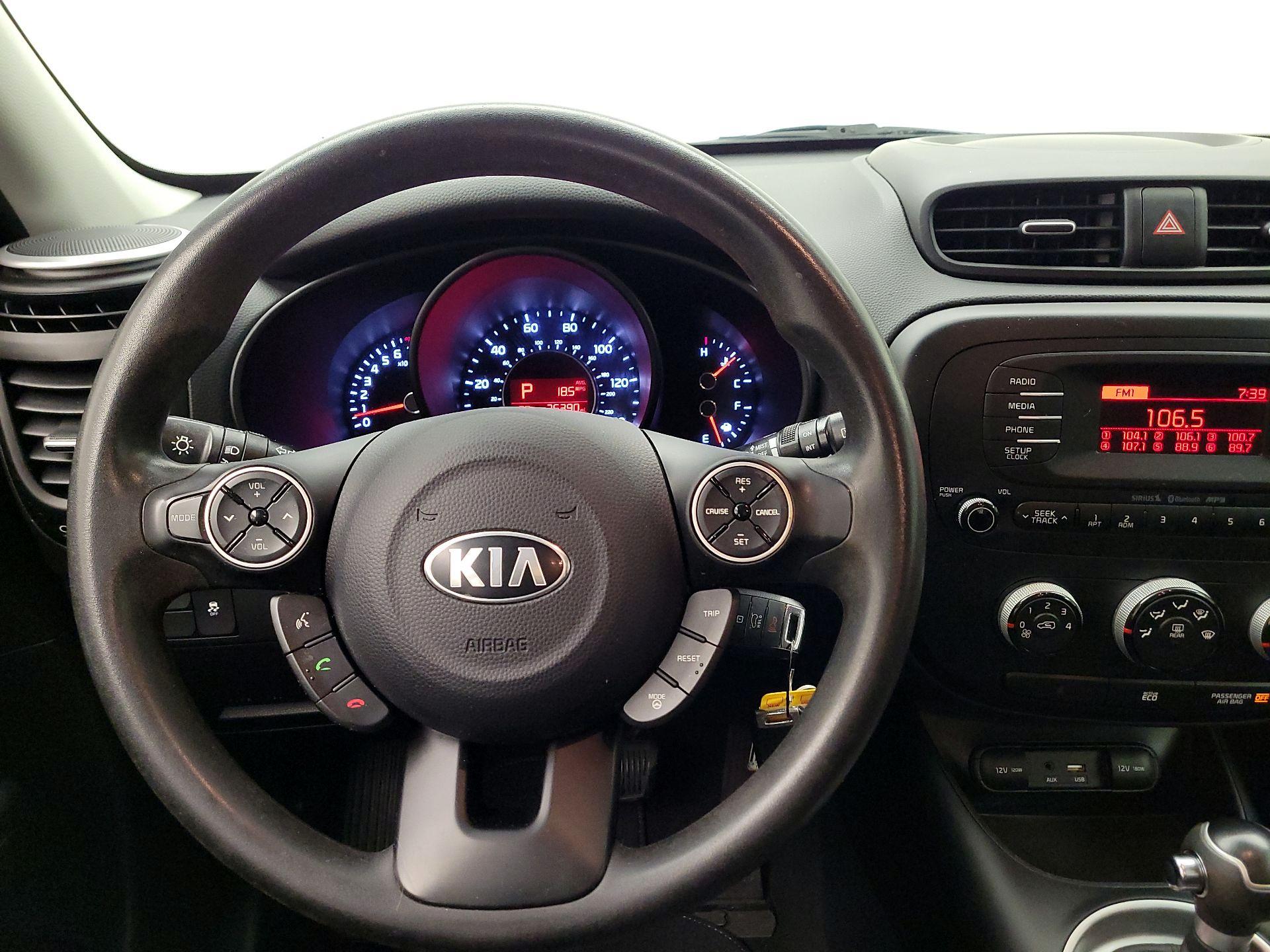 Thumbnail: 2015 Kia Soul - 10