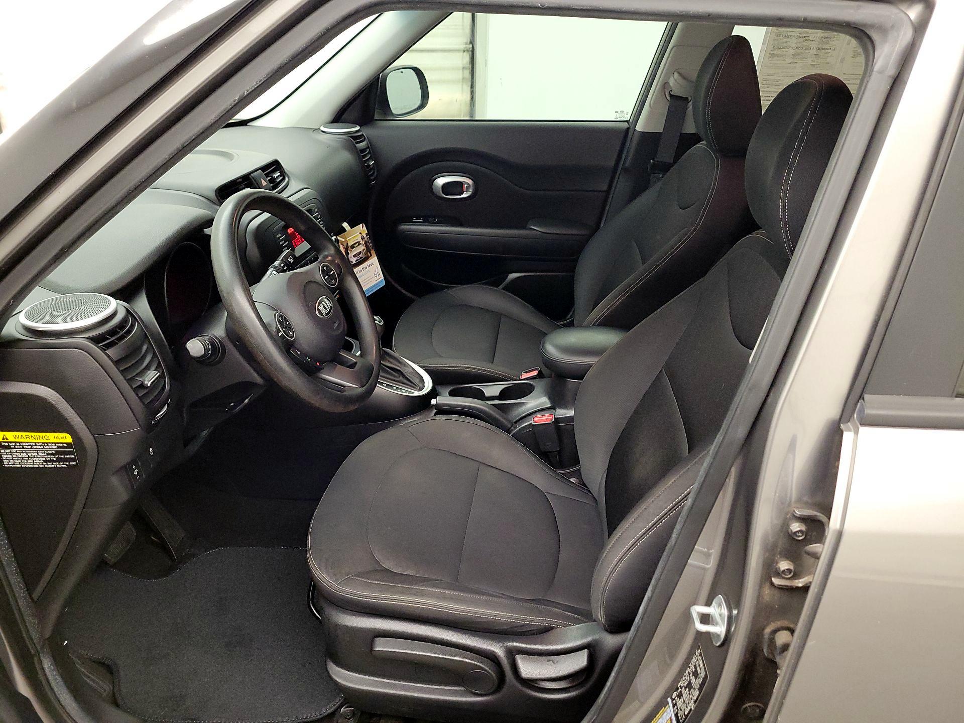 Thumbnail: 2015 Kia Soul - 11