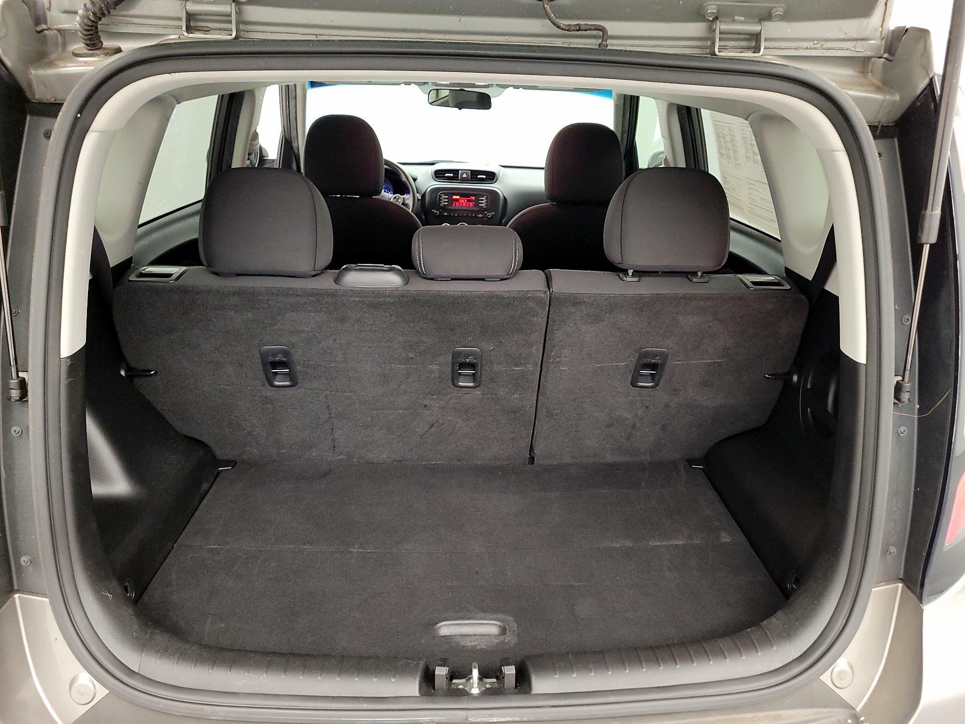 Thumbnail: 2015 Kia Soul - 16