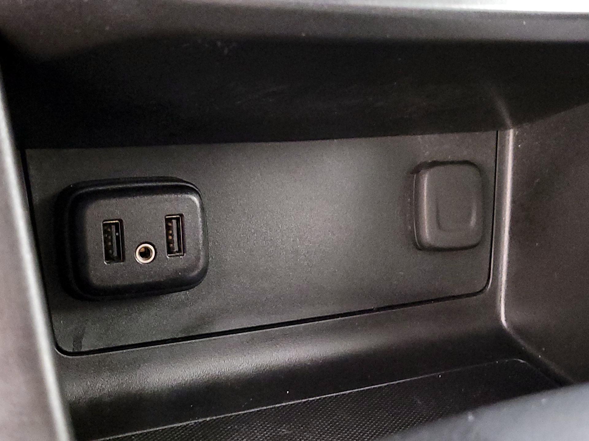 Thumbnail: 2020 Chevrolet Colorado - 18