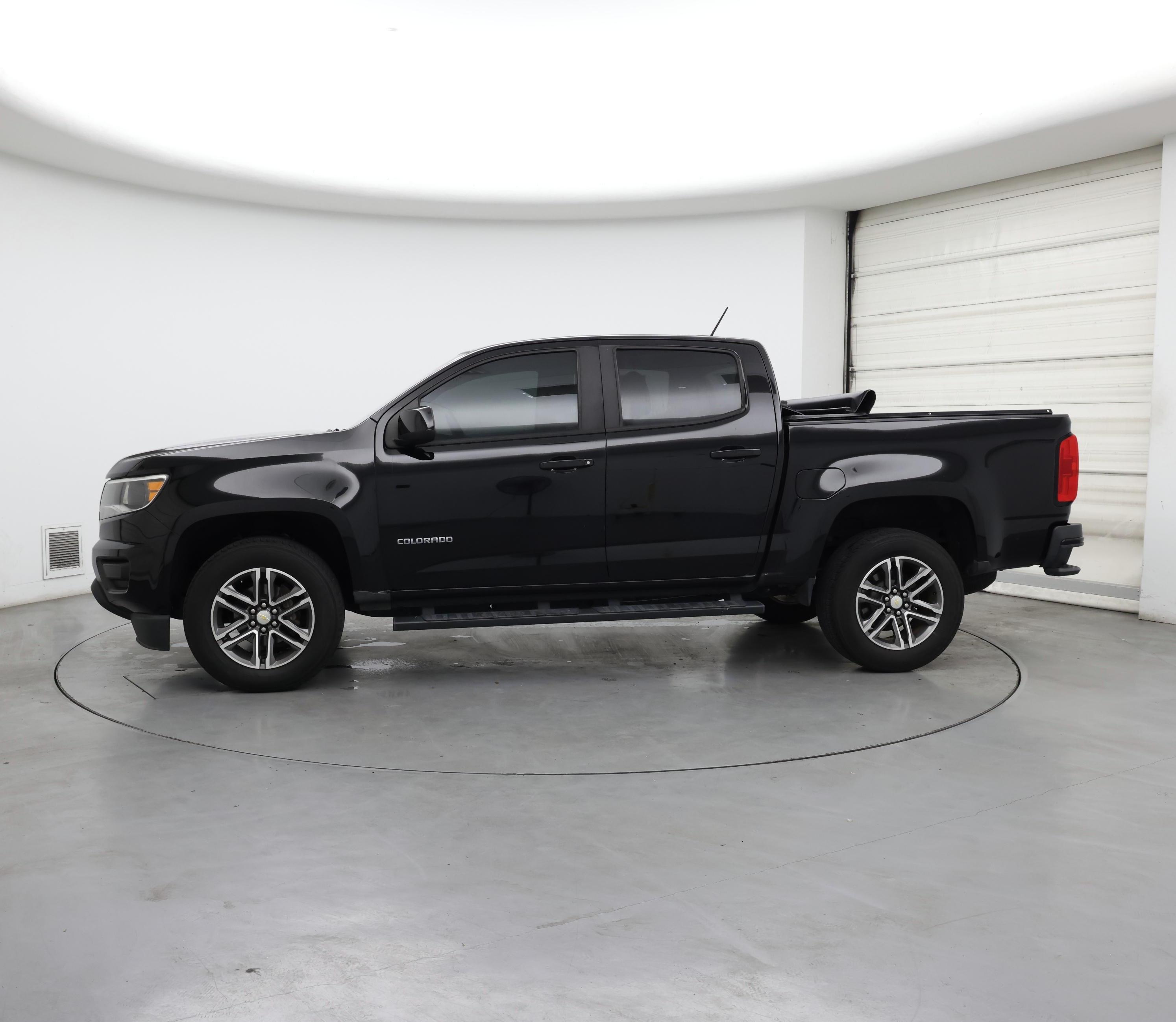 Thumbnail: 2020 Chevrolet Colorado - 3