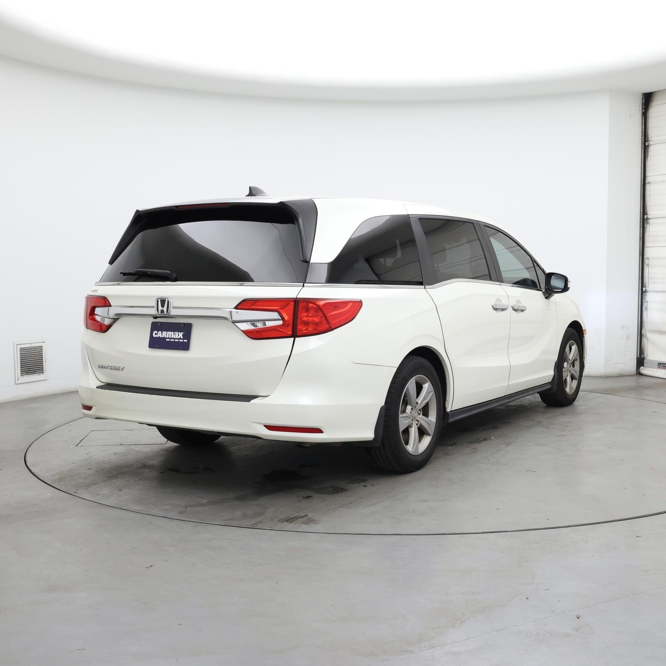 Thumbnail: 2019 Honda Odyssey - 8