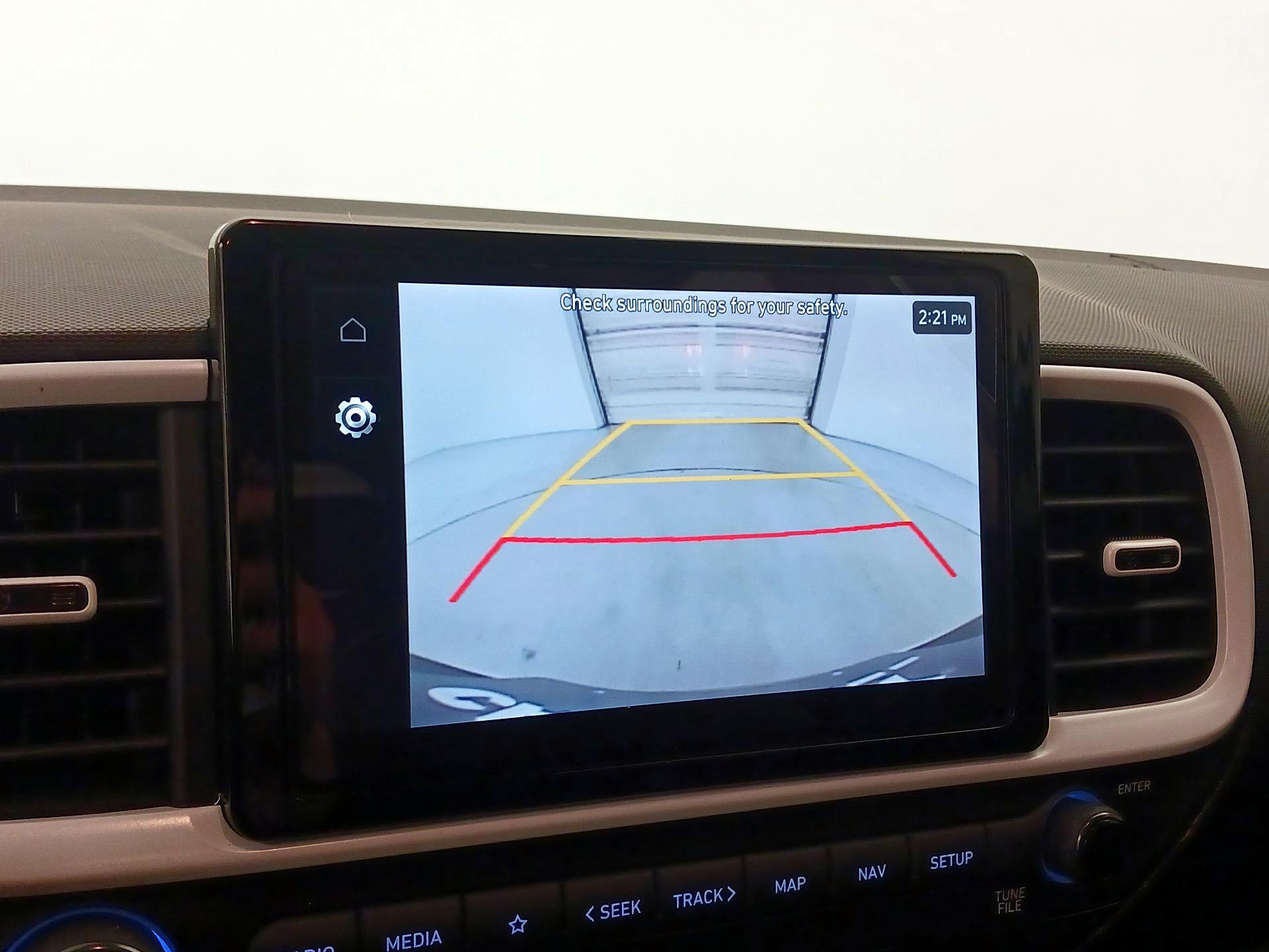 Thumbnail: 2023 Hyundai Venue - 15