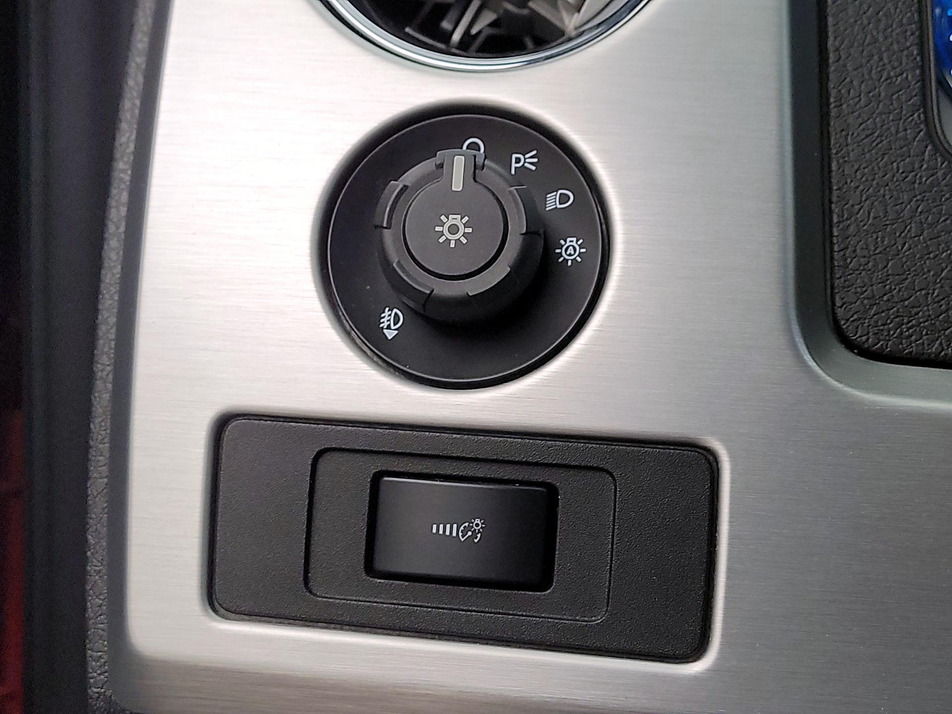 Thumbnail: 2014 Ford F-150 - 13