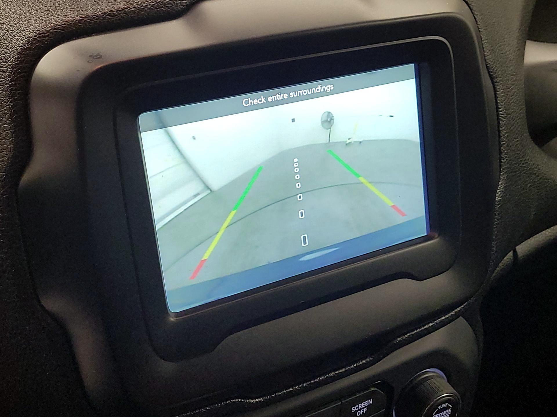 Thumbnail: 2020 Jeep Renegade - 14