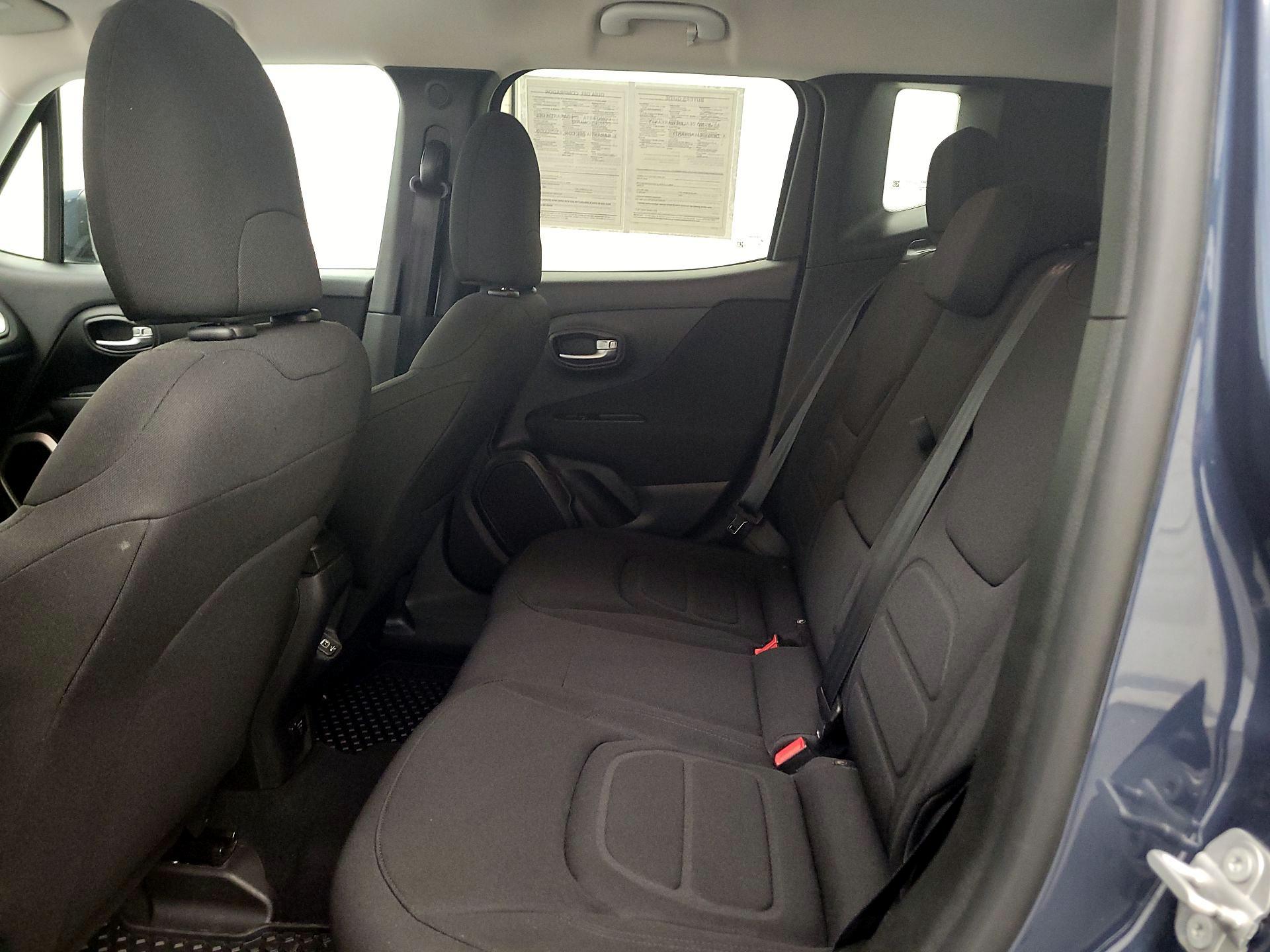 Thumbnail: 2020 Jeep Renegade - 19