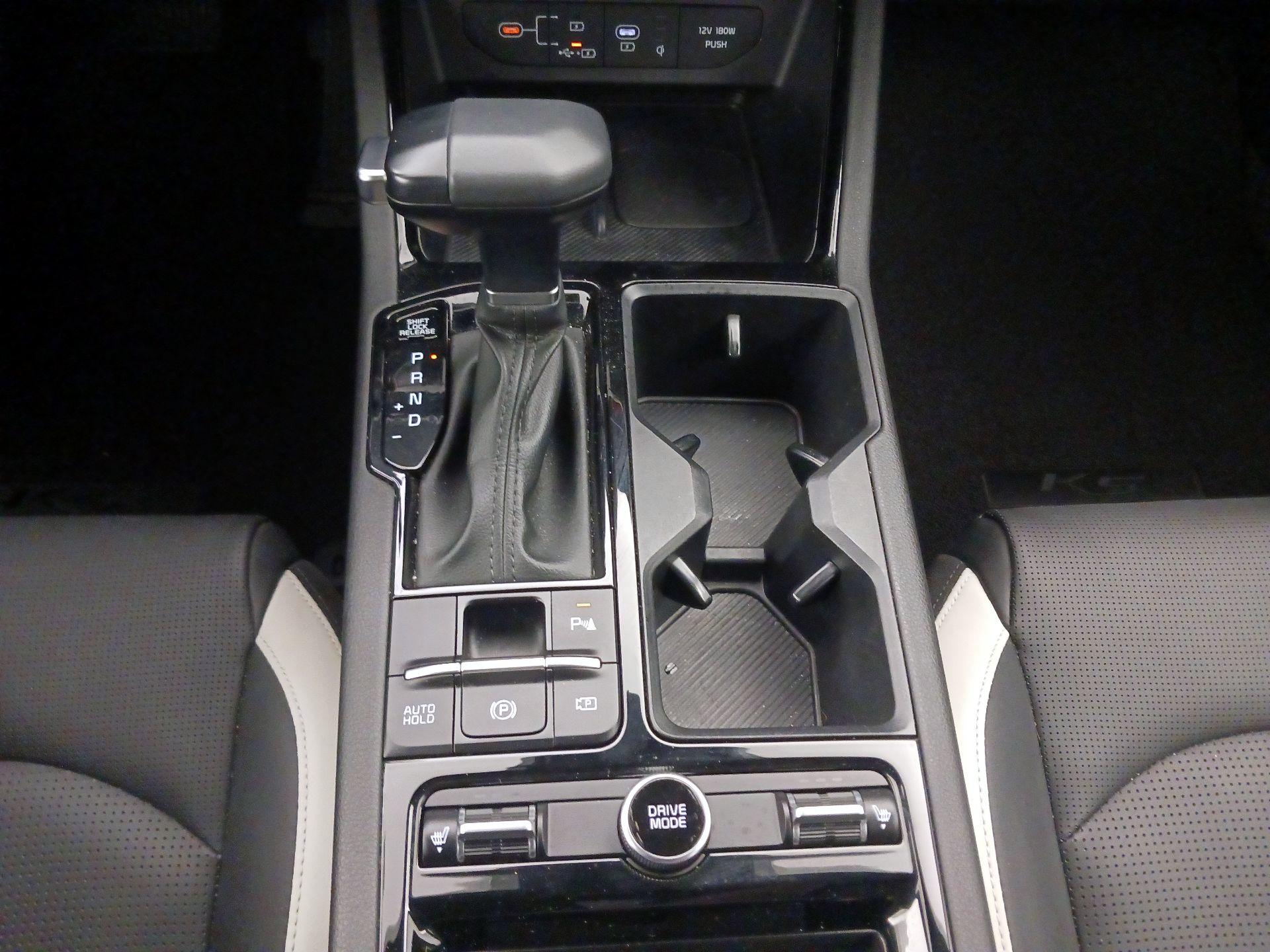 Thumbnail: 2025 Kia K5 - 18