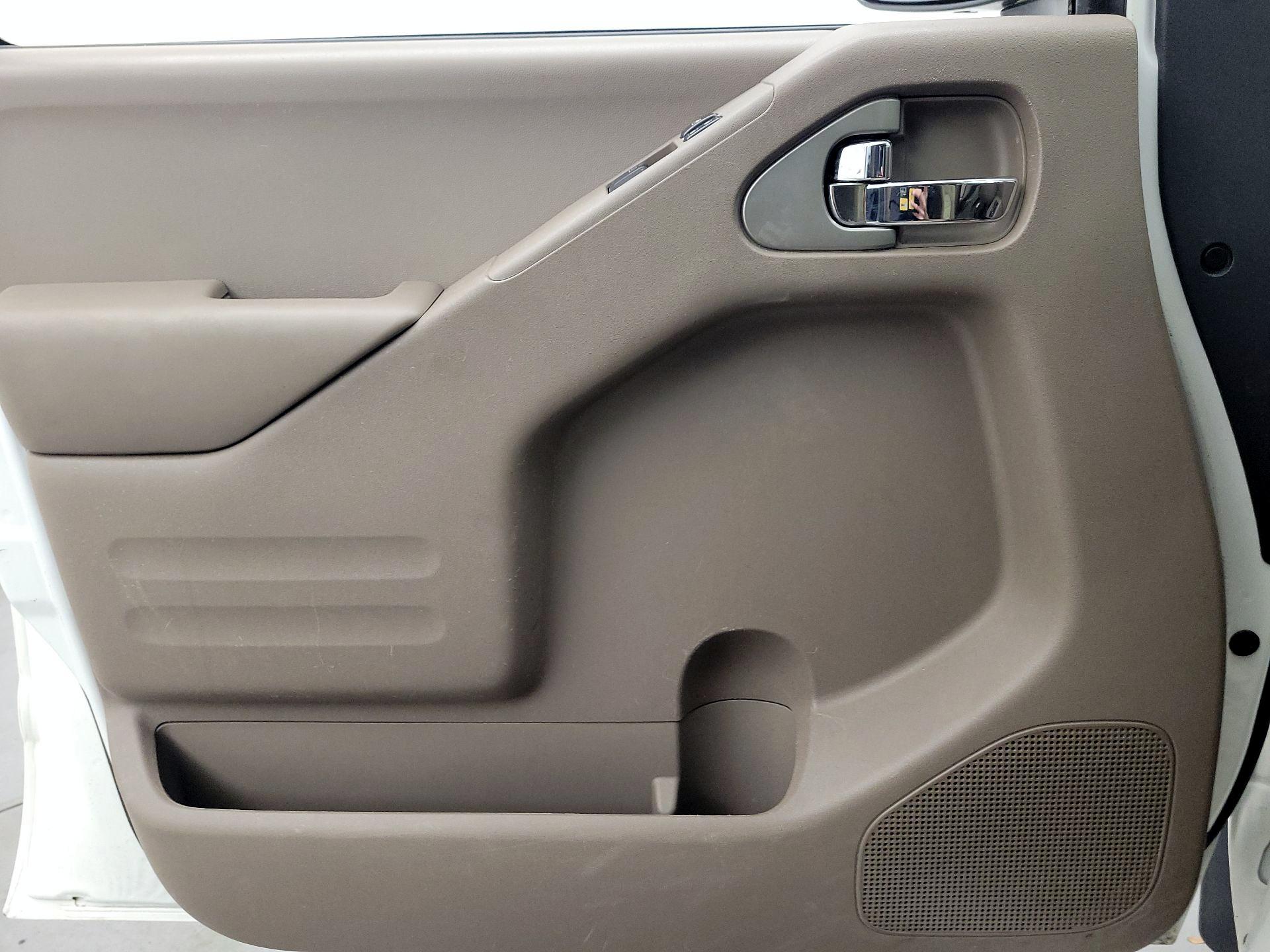 Thumbnail: 2017 Nissan Frontier - 12