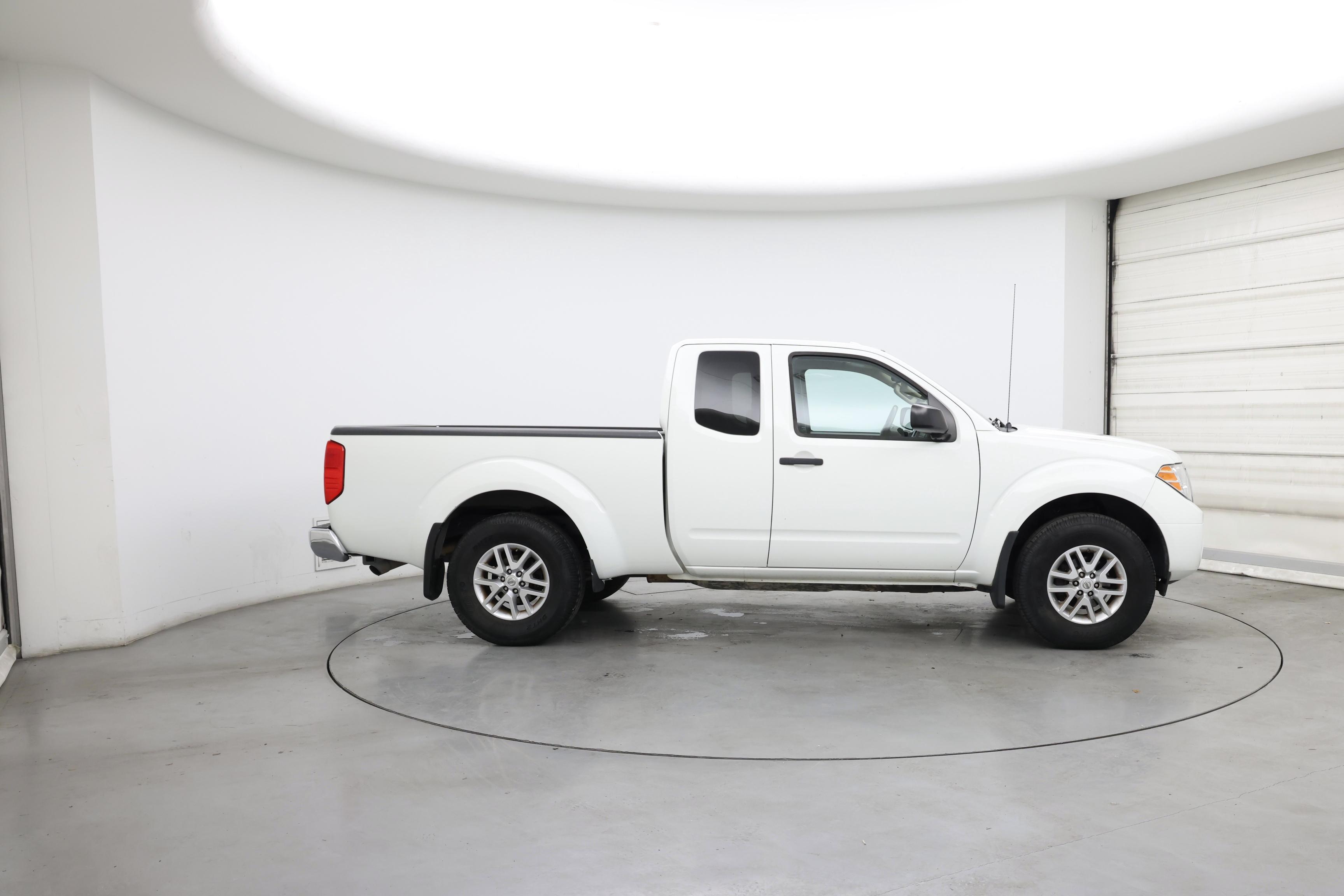 Thumbnail: 2017 Nissan Frontier - 7