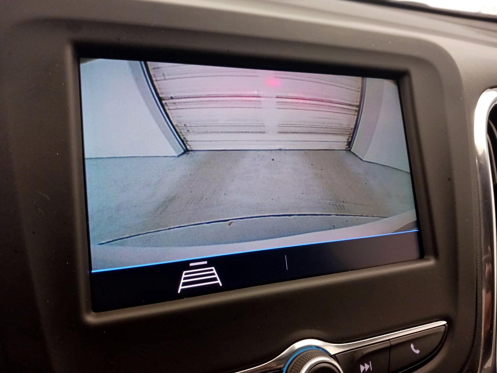 Thumbnail: 2021 Chevrolet Equinox - 14