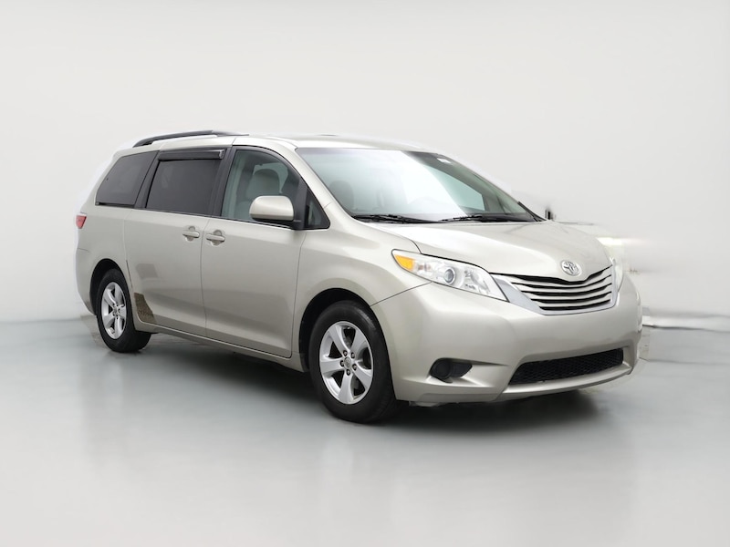 2015 Toyota Sienna LE -
                  Covington, LA