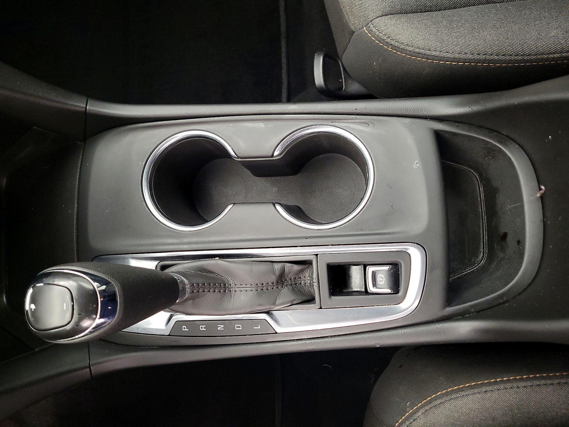 Thumbnail: 2021 Chevrolet Equinox - 17