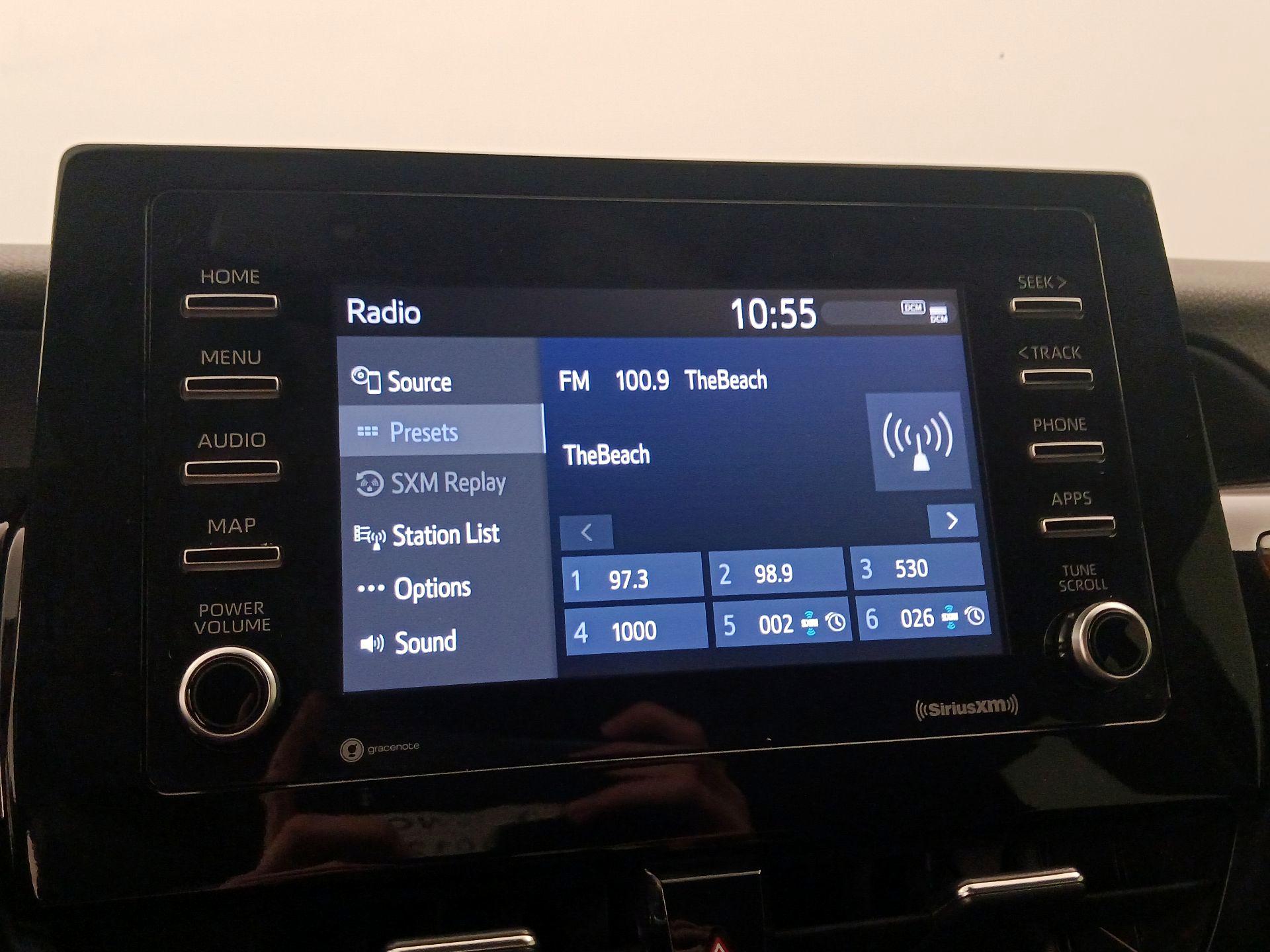 Thumbnail: 2022 Toyota Camry - 15