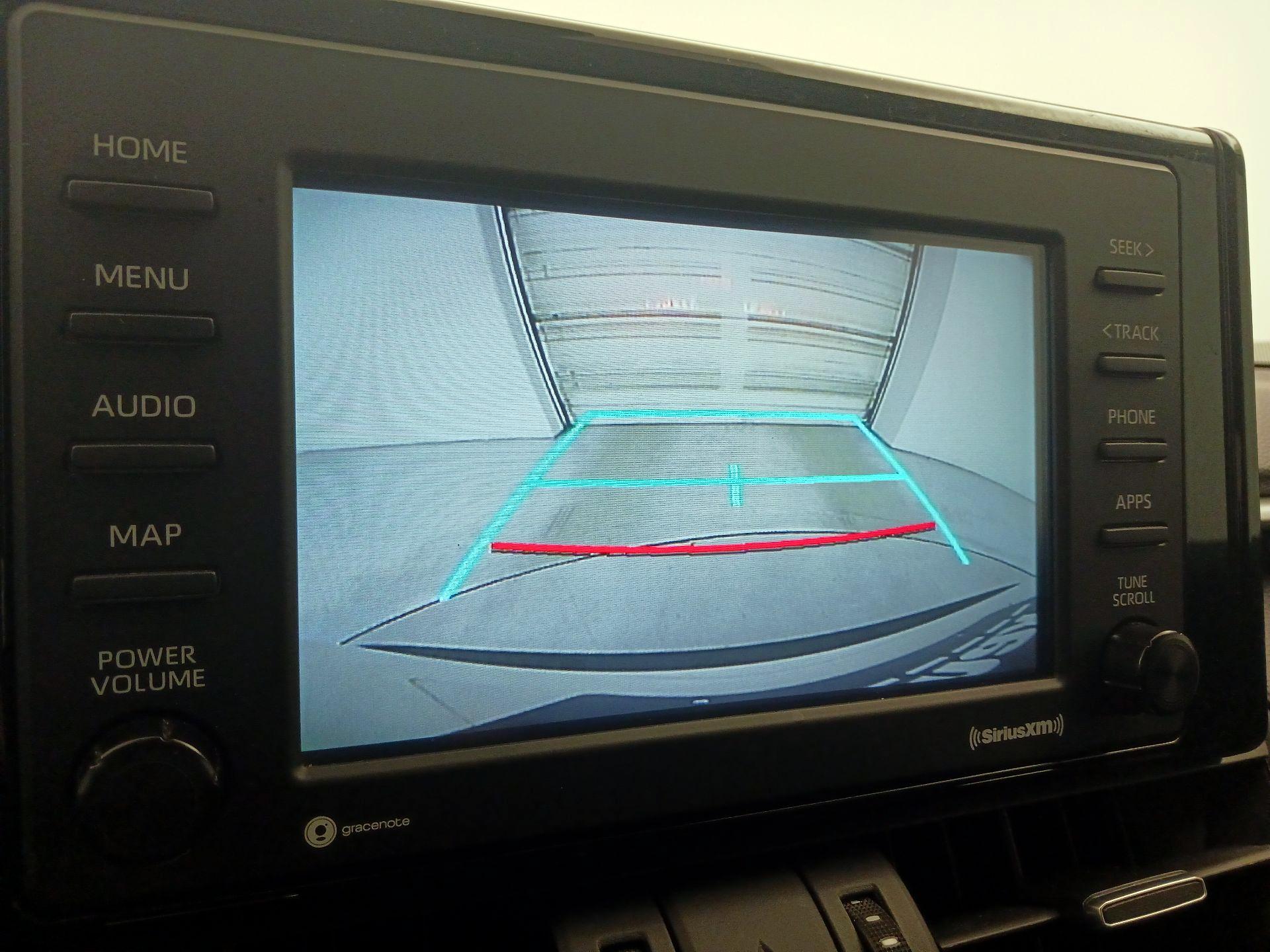 Thumbnail: 2021 Toyota RAV4 - 14