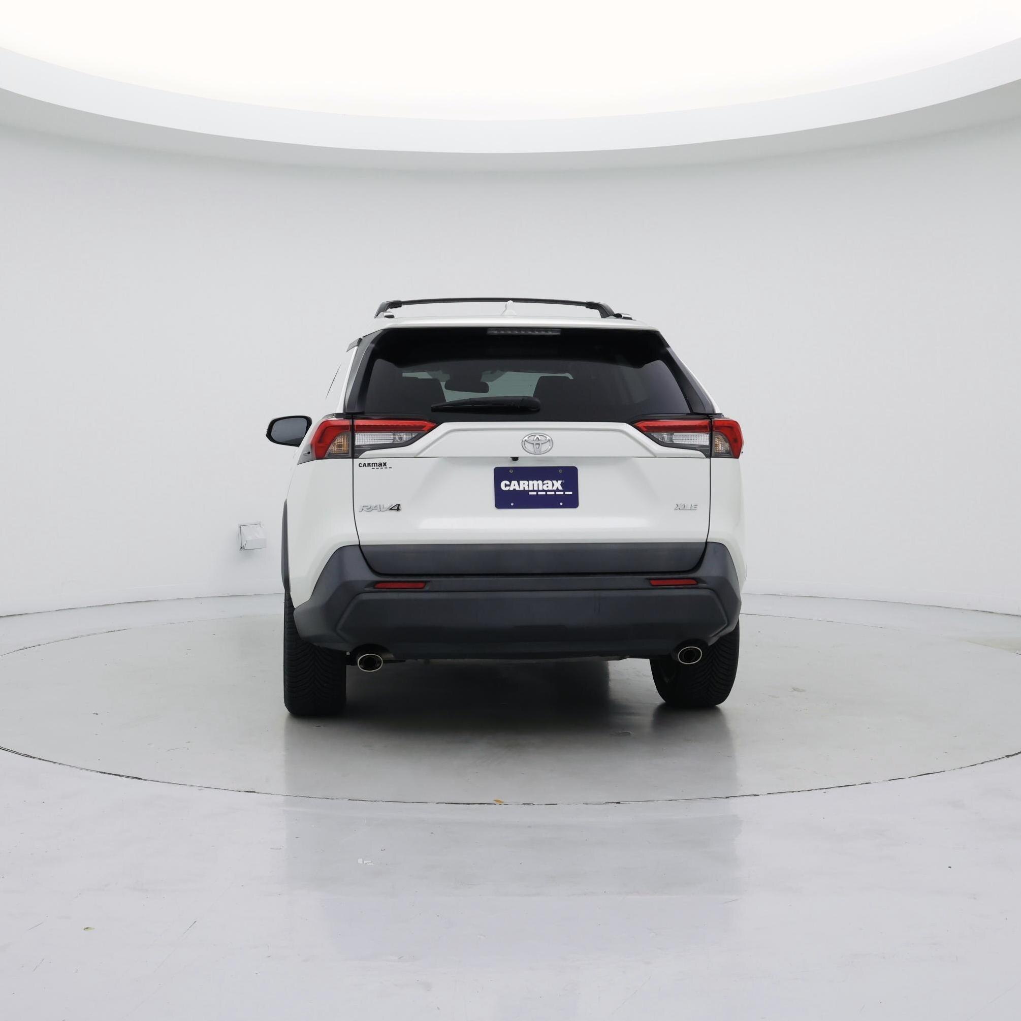 Thumbnail: 2021 Toyota RAV4 - 6