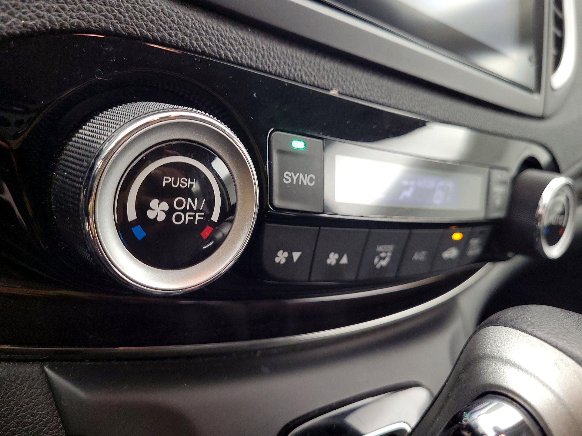 Thumbnail: 2015 Honda CR-V - 14