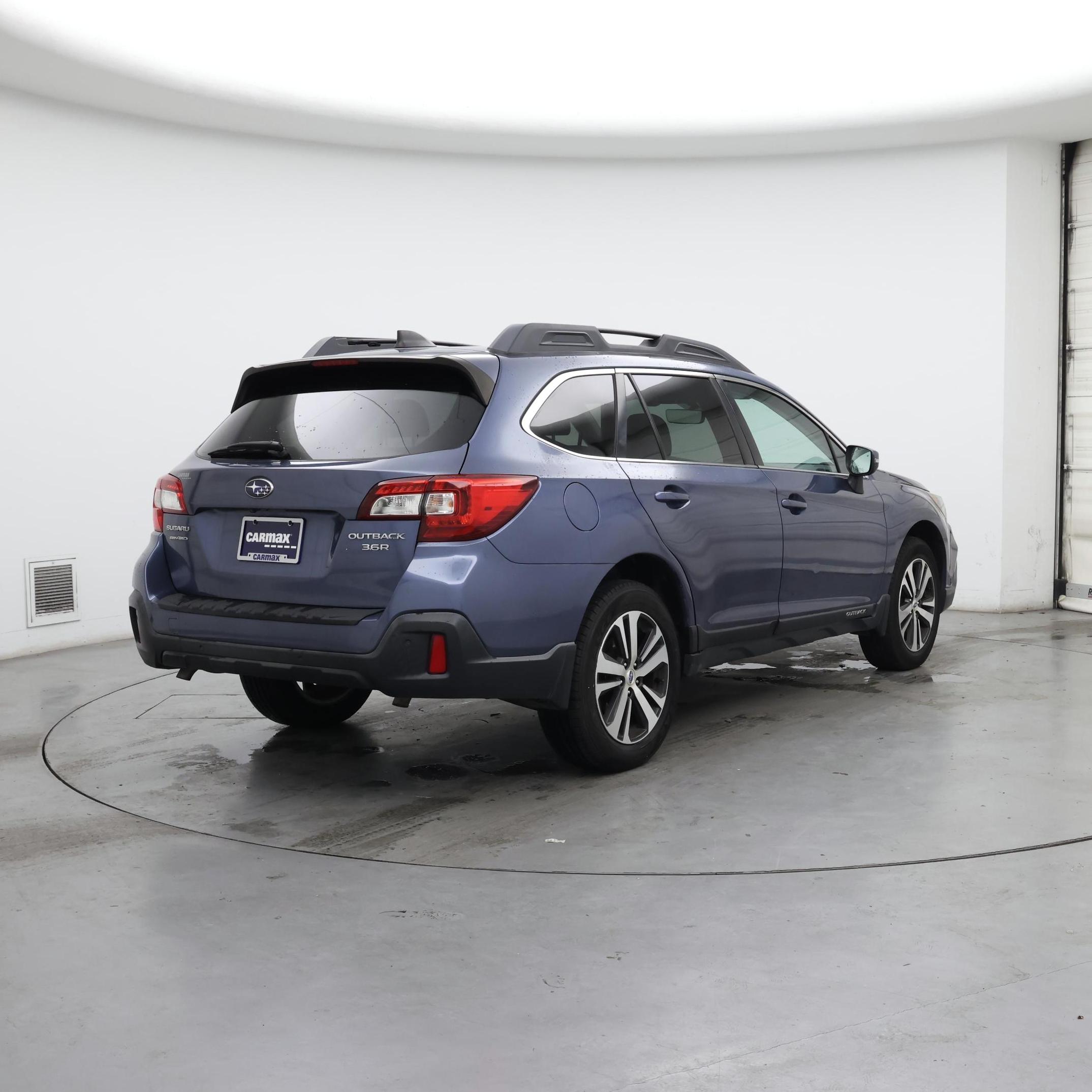 Thumbnail: 2018 Subaru Outback - 8