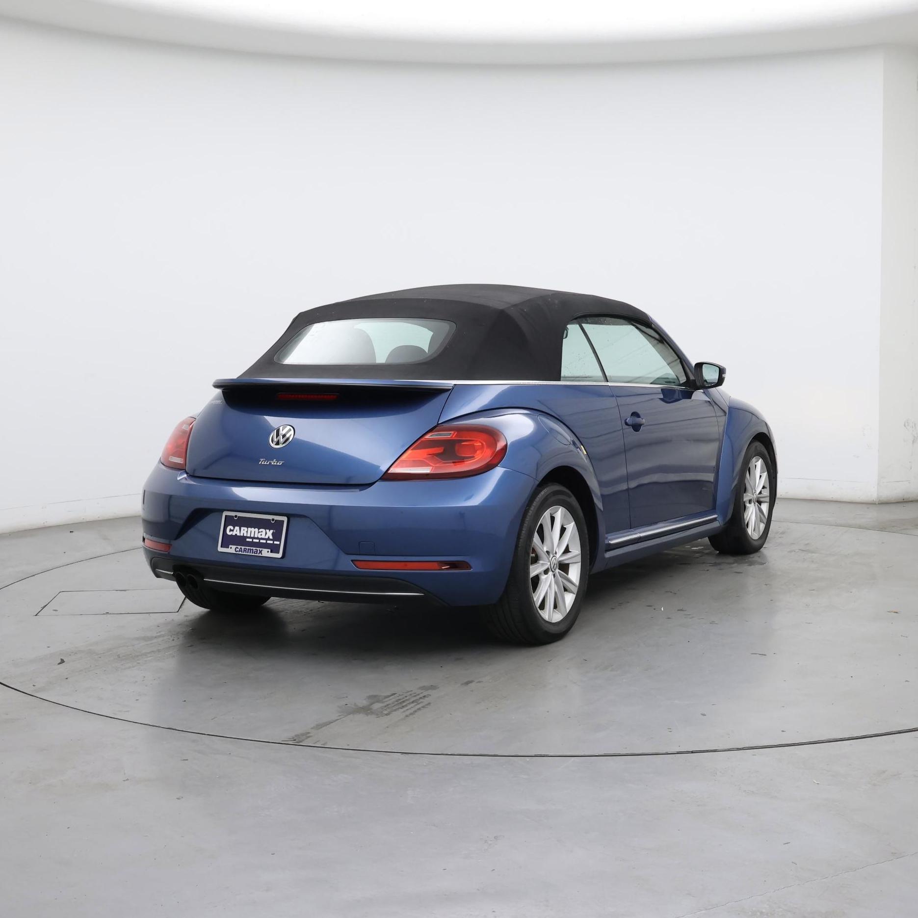 Thumbnail: 2018 Volkswagen Beetle - 8