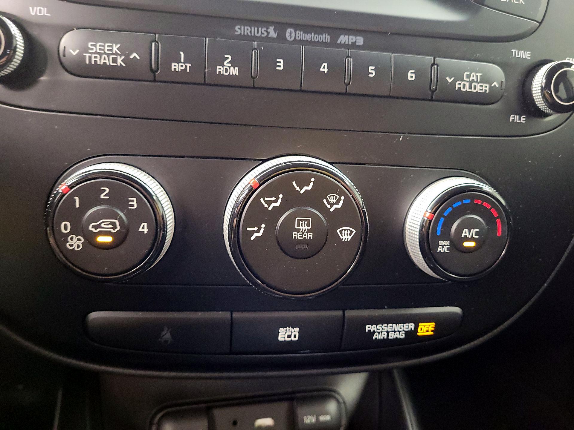 Thumbnail: 2016 Kia Soul - 14