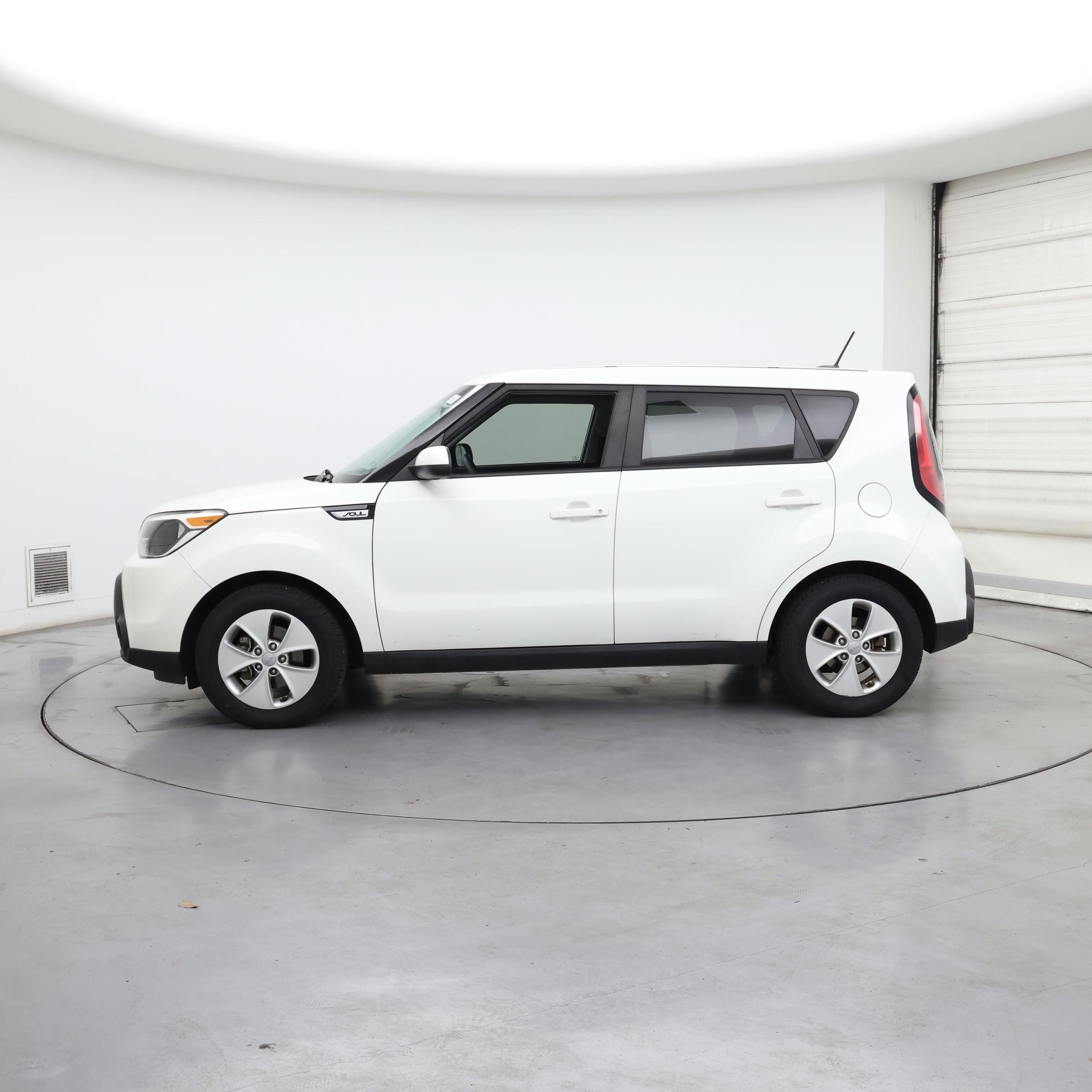 Thumbnail: 2016 Kia Soul - 3