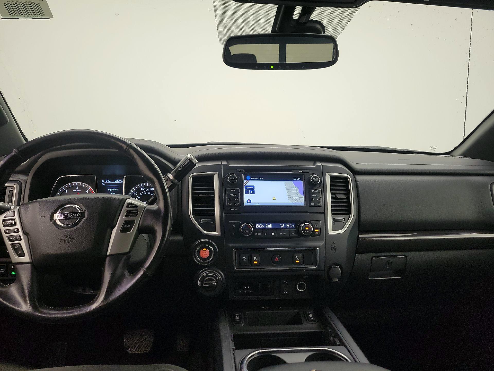 Thumbnail: 2018 Nissan Titan - 9