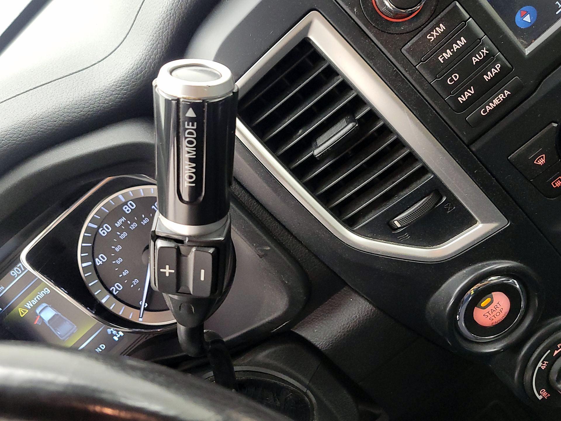 Thumbnail: 2018 Nissan Titan - 17