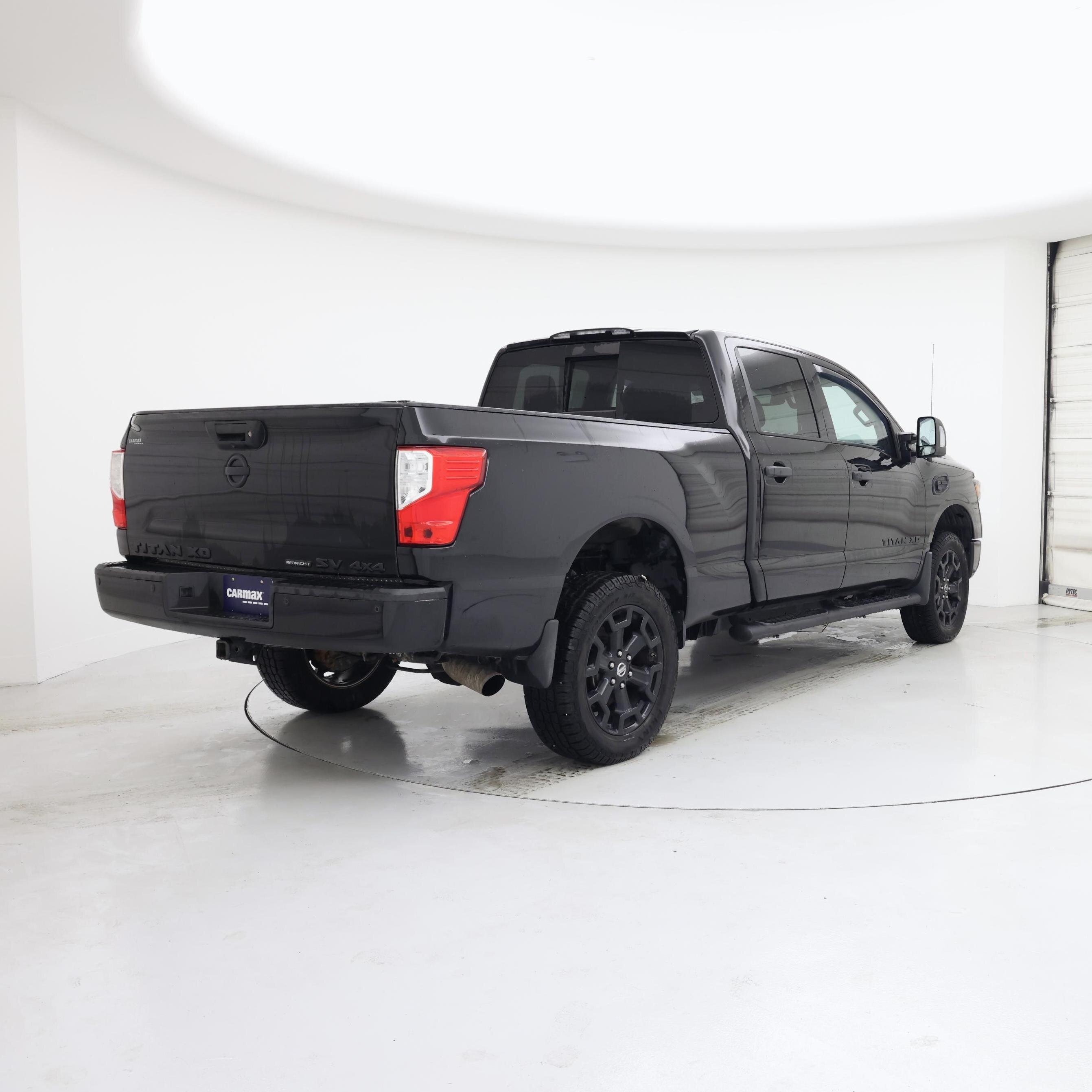 Thumbnail: 2018 Nissan Titan - 8