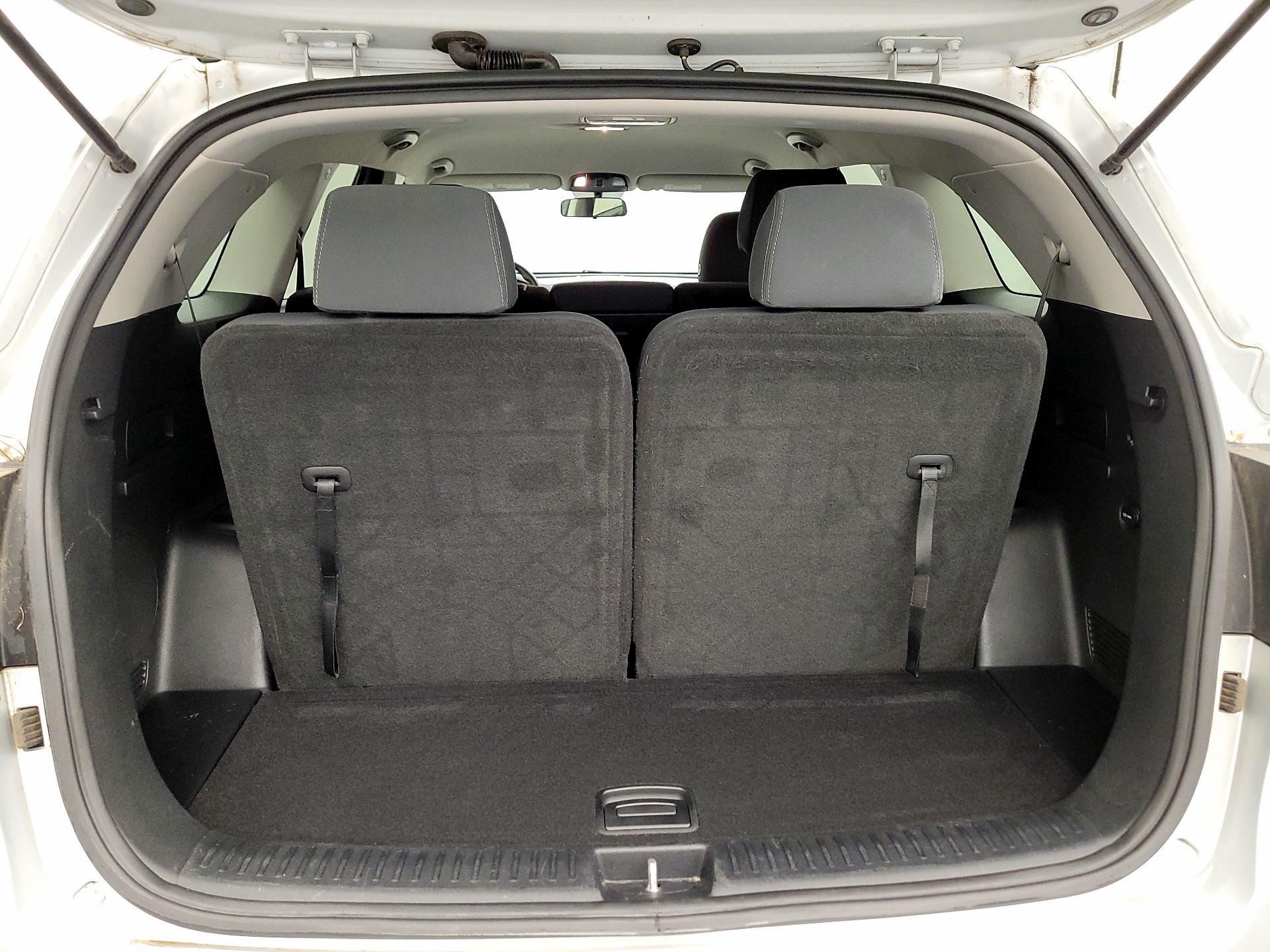 Thumbnail: 2019 Kia Sorento - 17