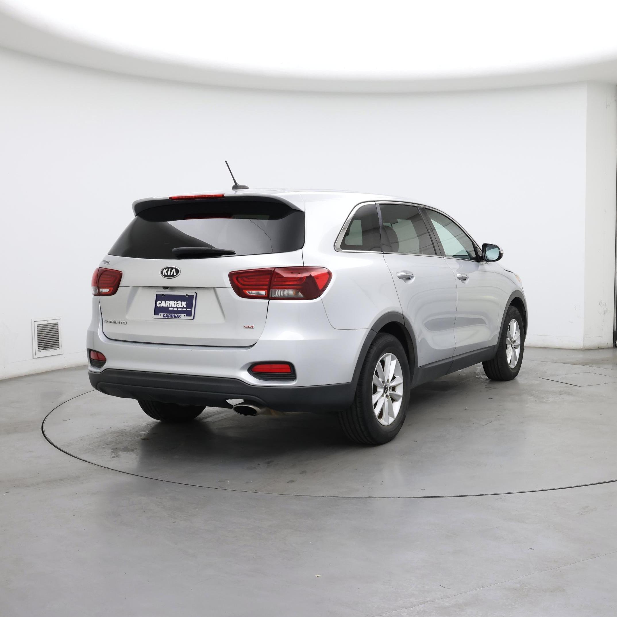 Thumbnail: 2019 Kia Sorento - 8