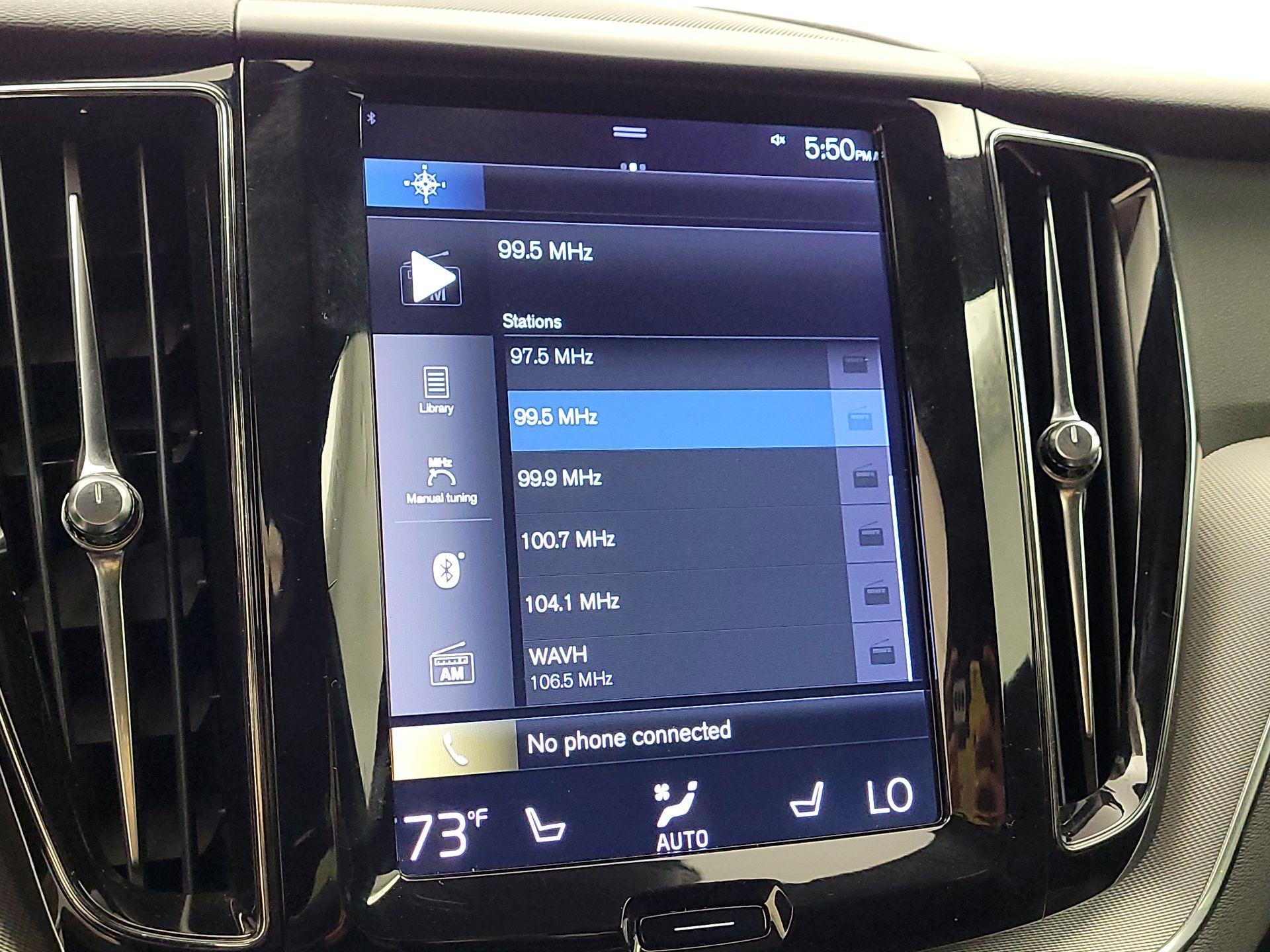 Thumbnail: 2018 Volvo XC60 - 15