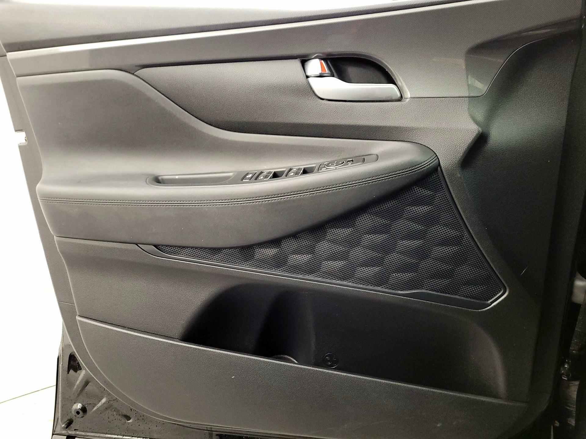 Thumbnail: 2022 Hyundai Santa Fe - 12