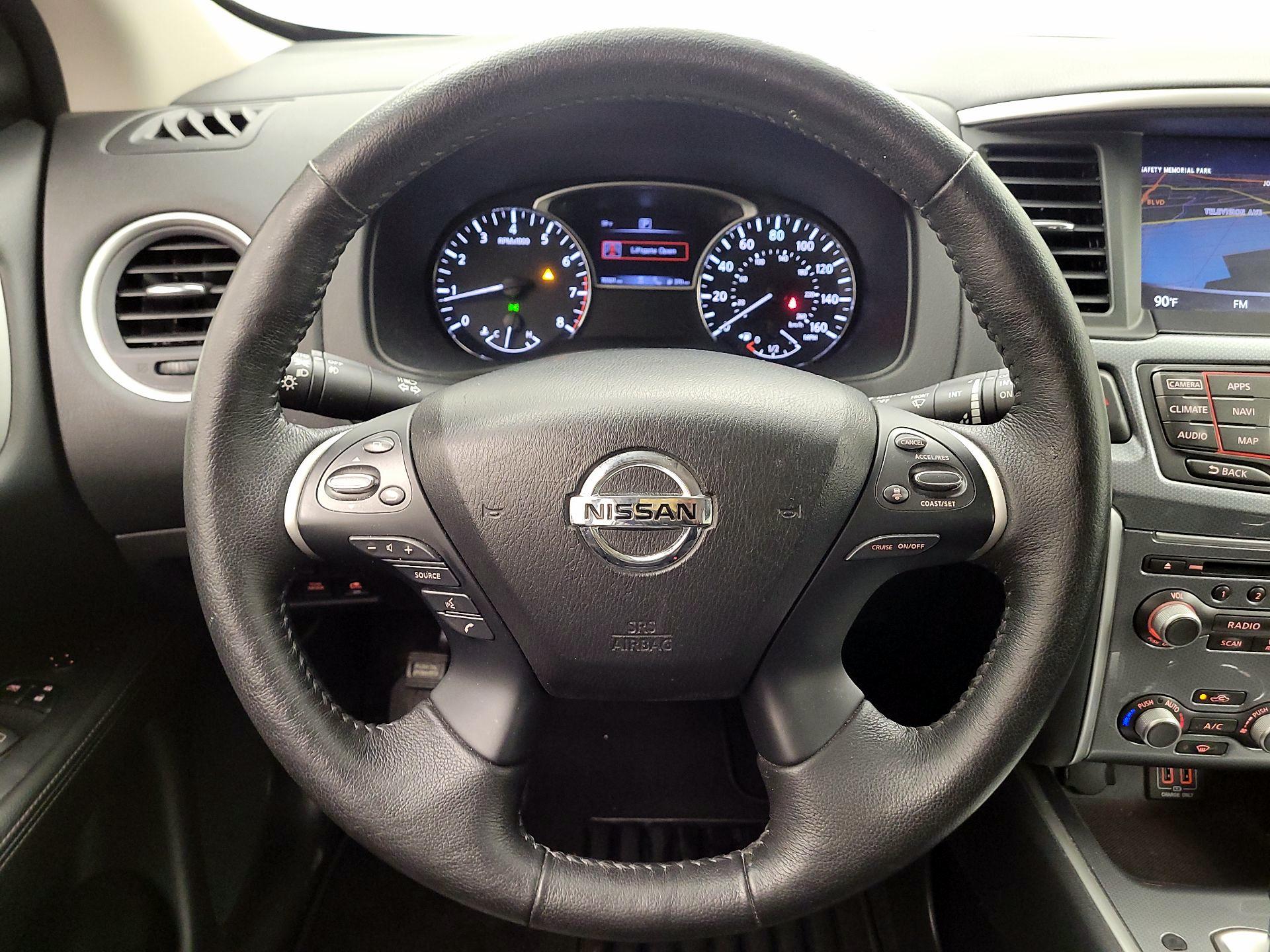 Thumbnail: 2018 Nissan Pathfinder - 10