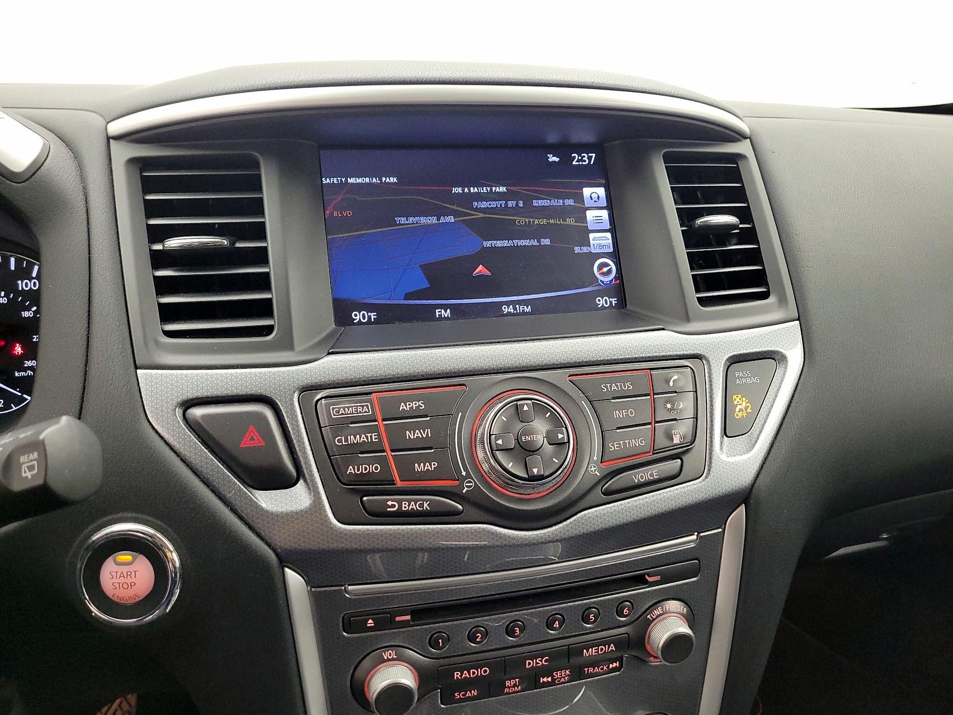 Thumbnail: 2018 Nissan Pathfinder - 13