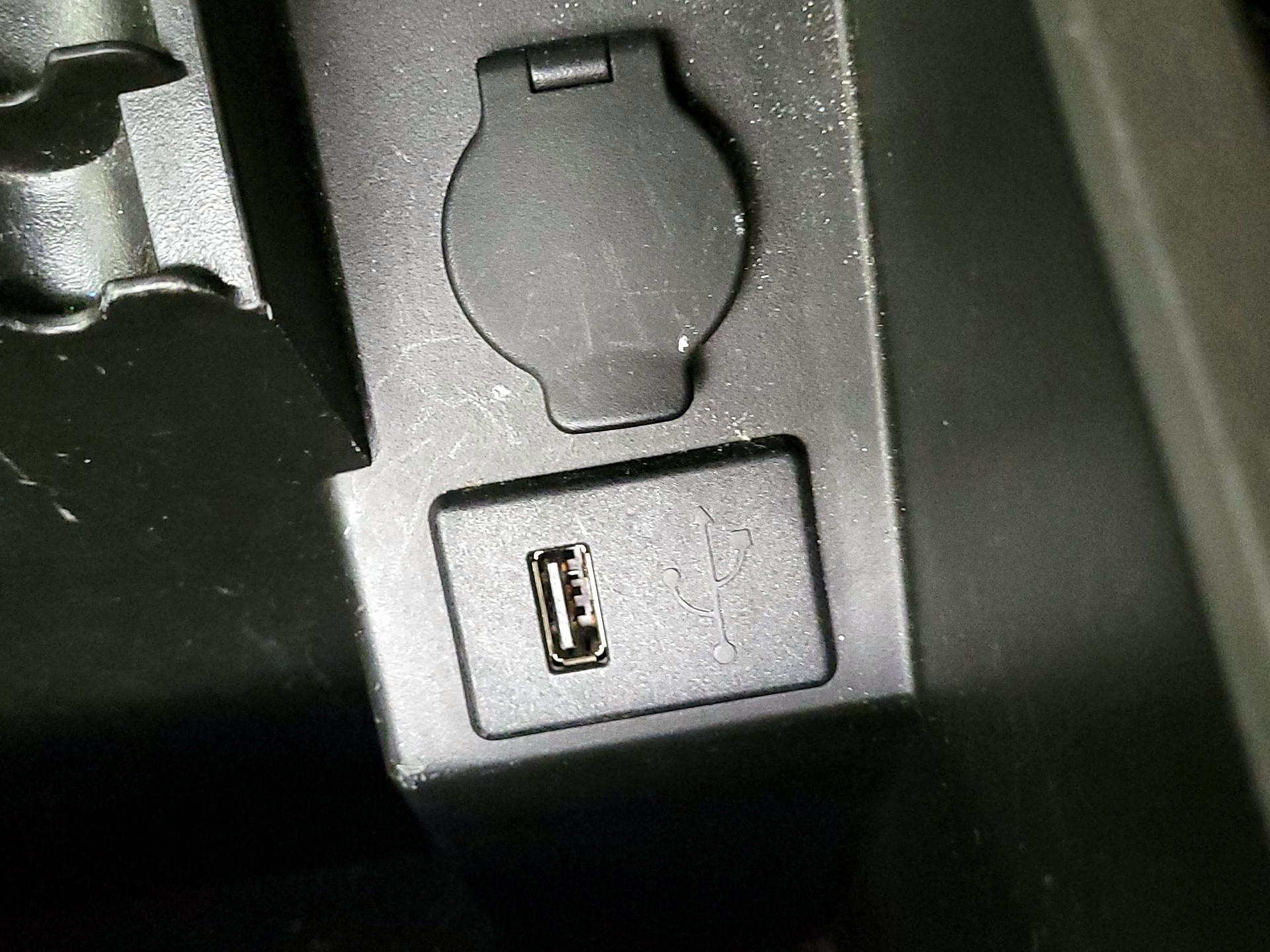 Thumbnail: 2014 Nissan Frontier - 18