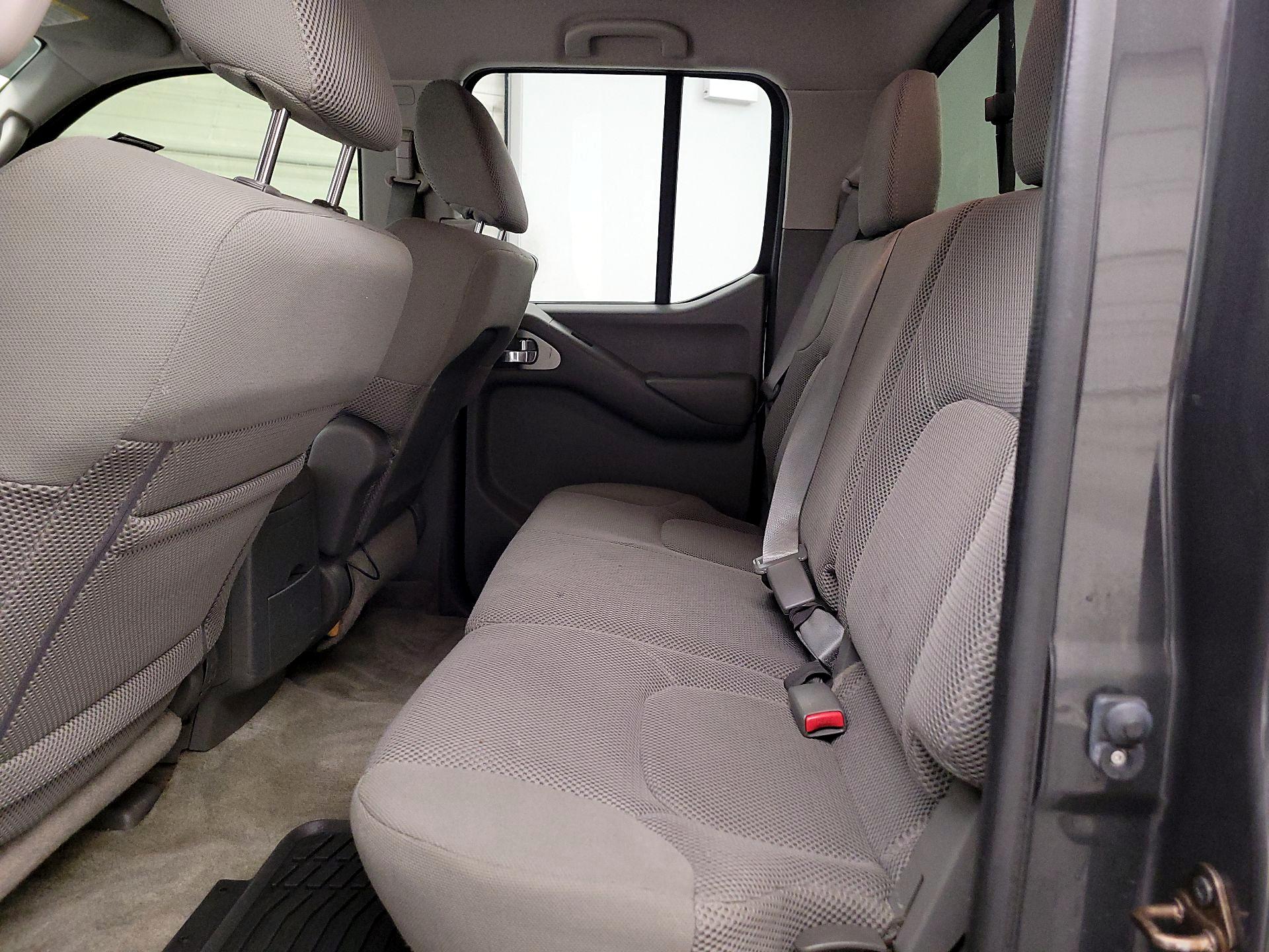 Thumbnail: 2014 Nissan Frontier - 19