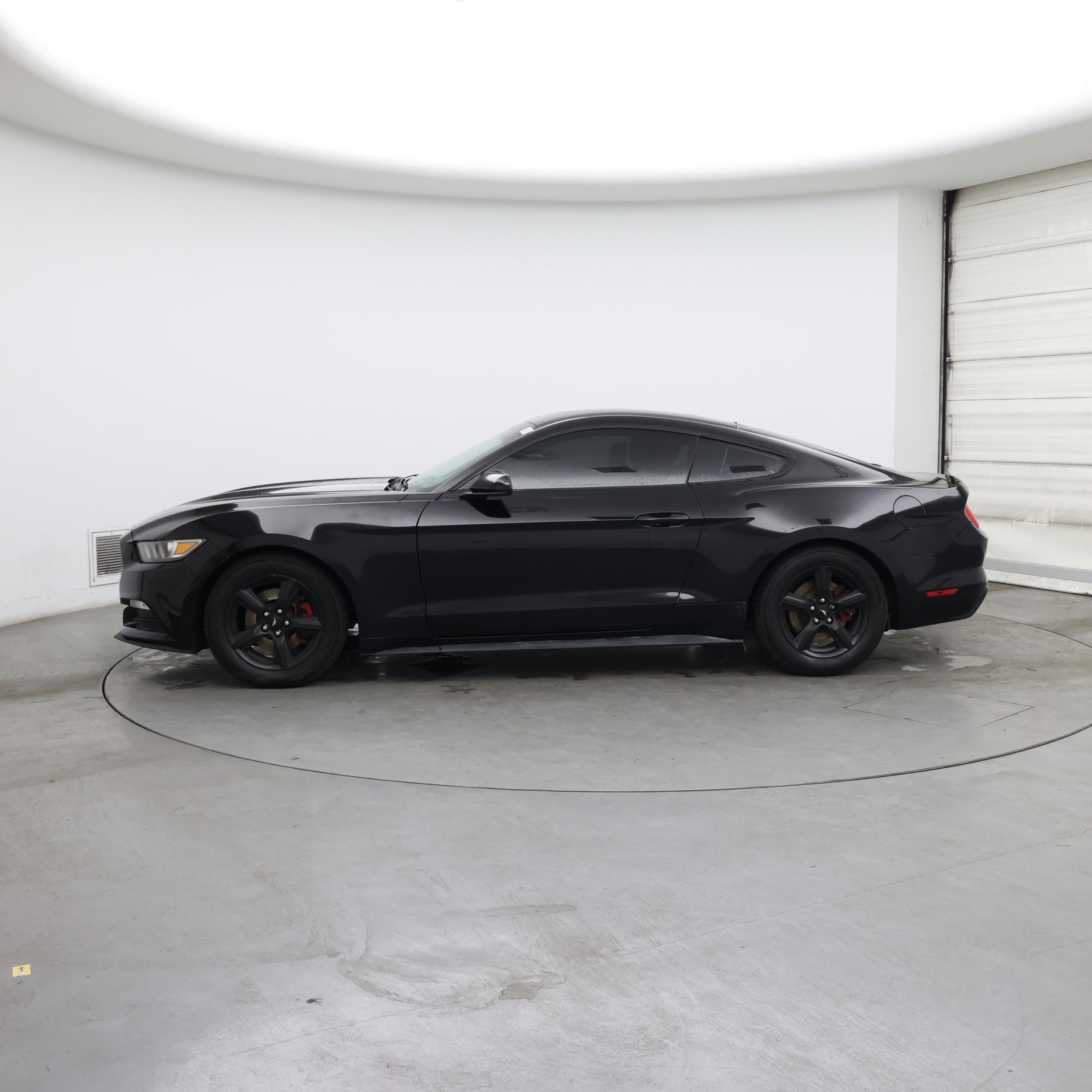 Thumbnail: 2016 Ford Mustang - 3