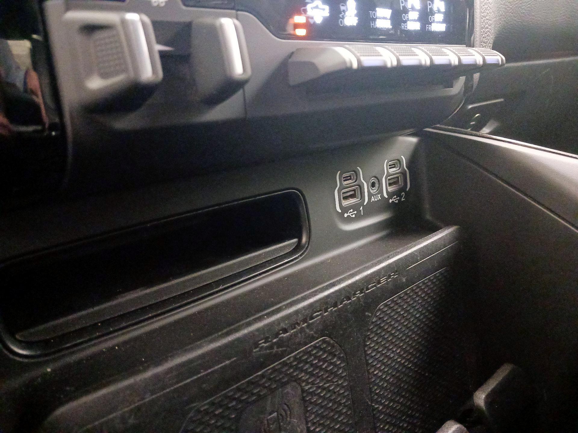 Thumbnail: 2022 RAM 1500 - 17