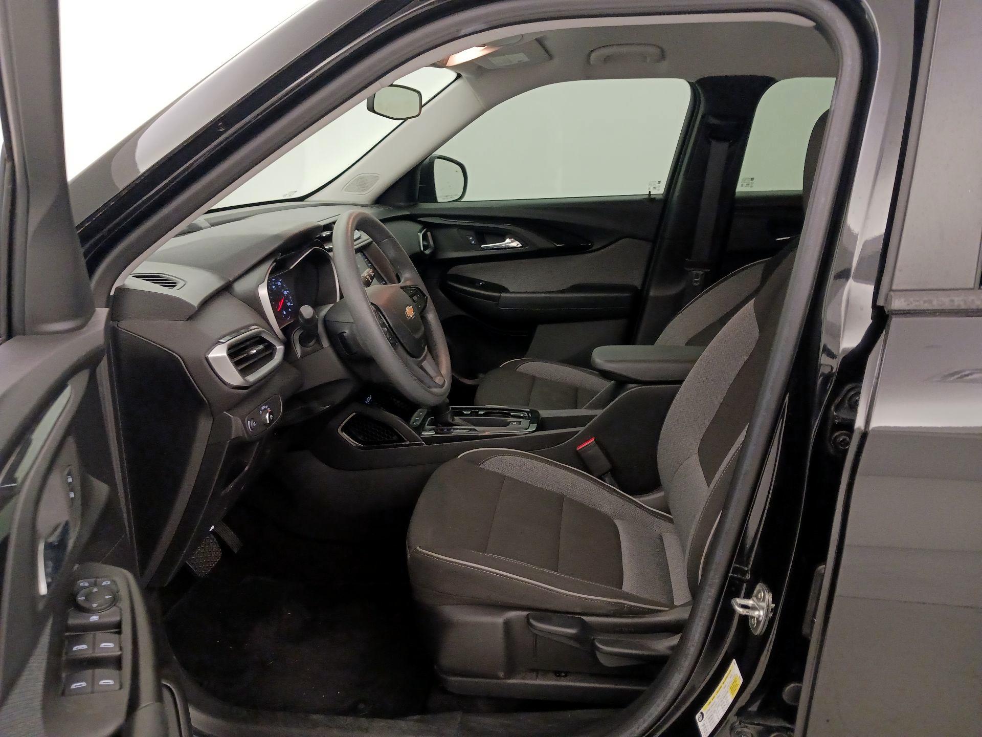 Thumbnail: 2022 Chevrolet TrailBlazer - 11