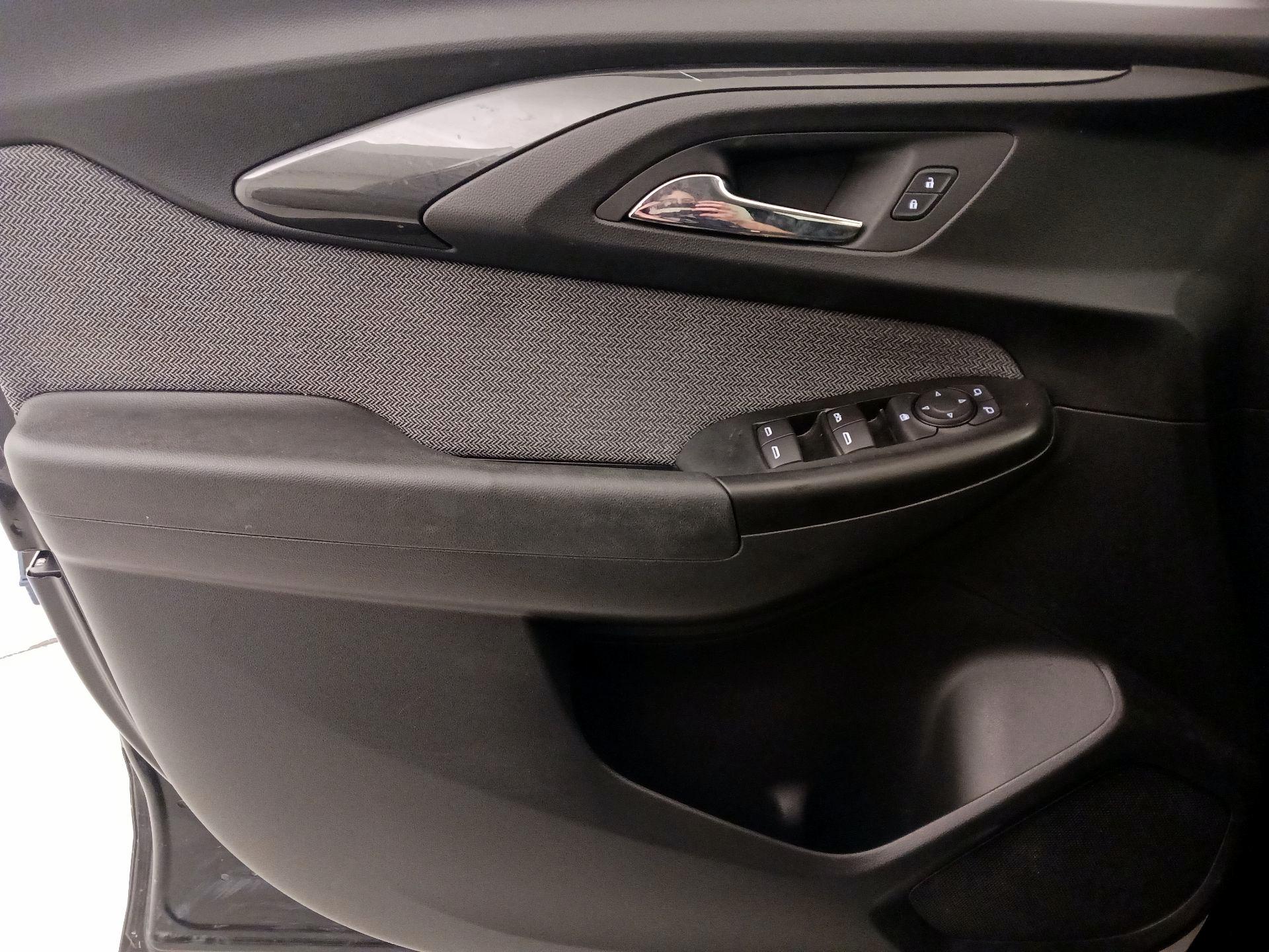 Thumbnail: 2022 Chevrolet TrailBlazer - 12