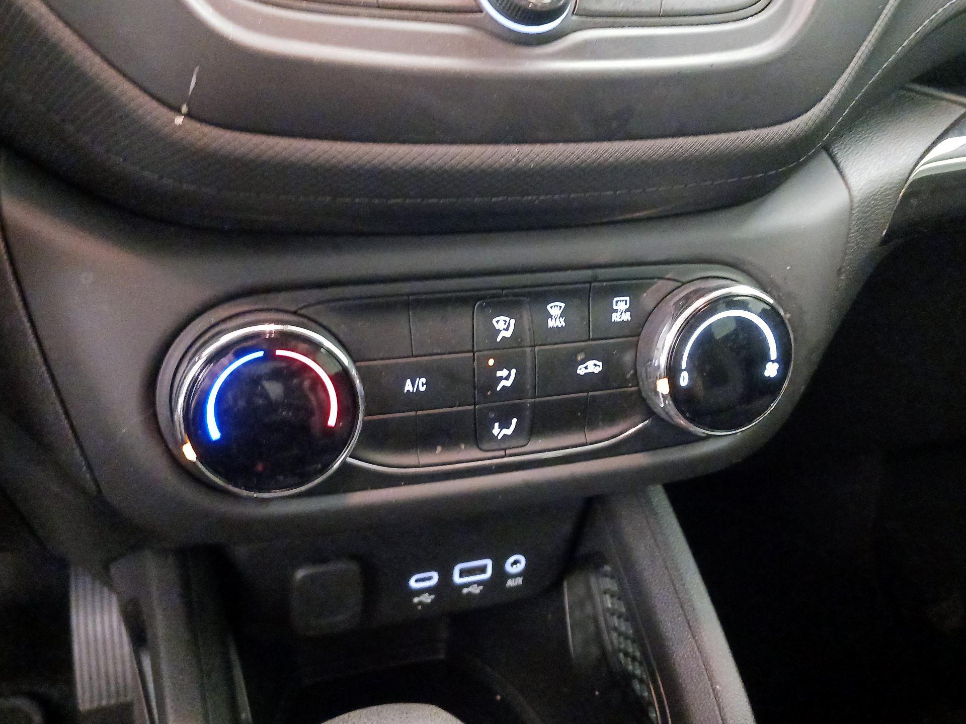 Thumbnail: 2022 Chevrolet TrailBlazer - 16