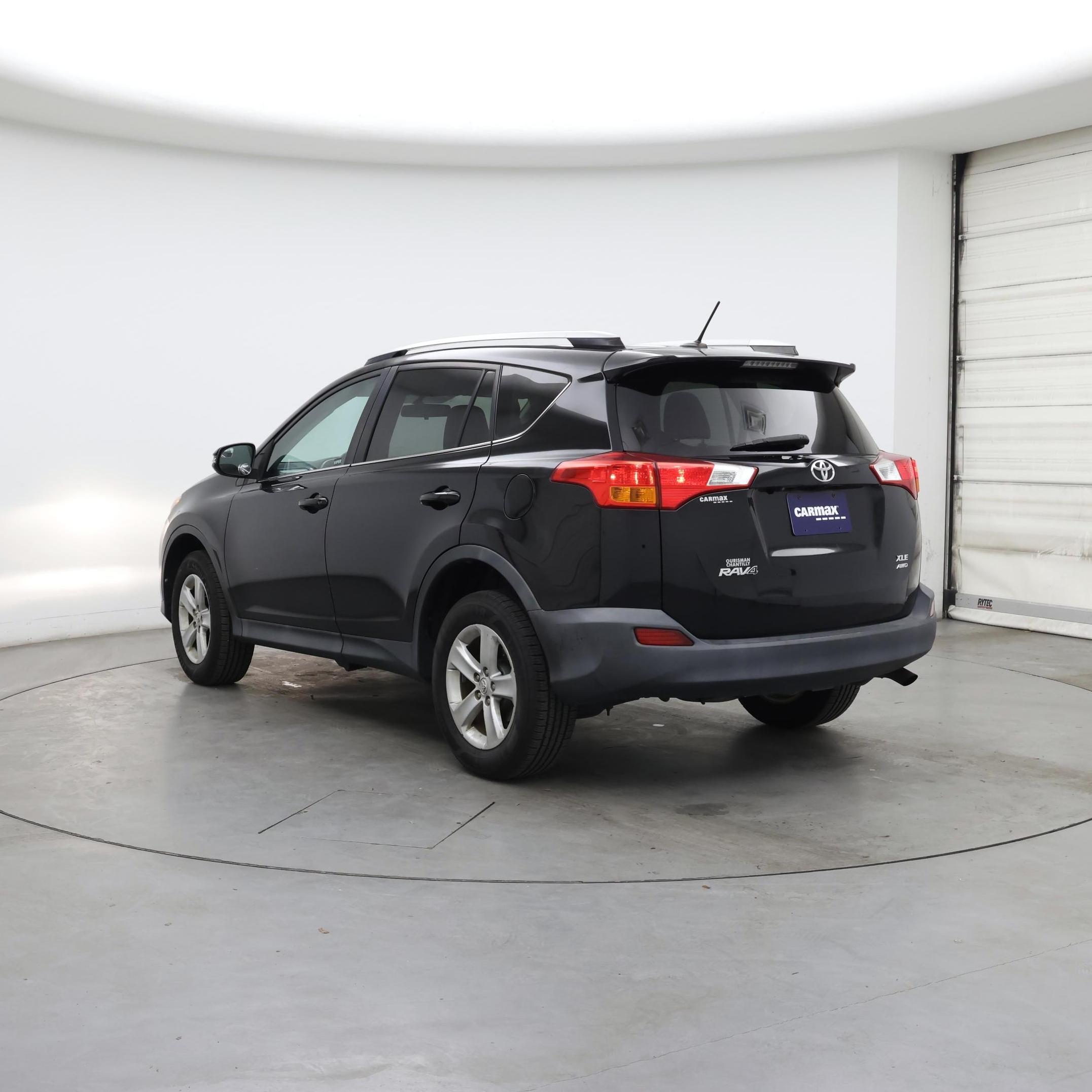 Thumbnail: 2014 Toyota RAV4 - 2