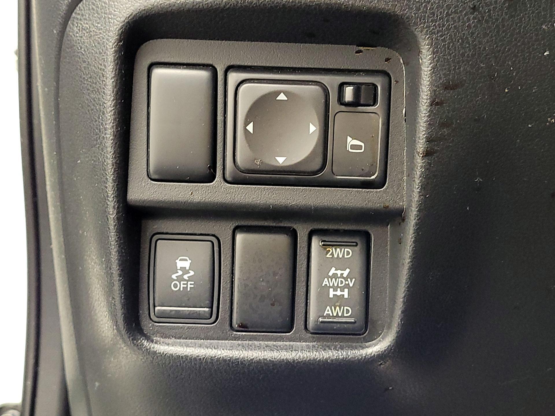 Thumbnail: 2014 Nissan Juke - 13