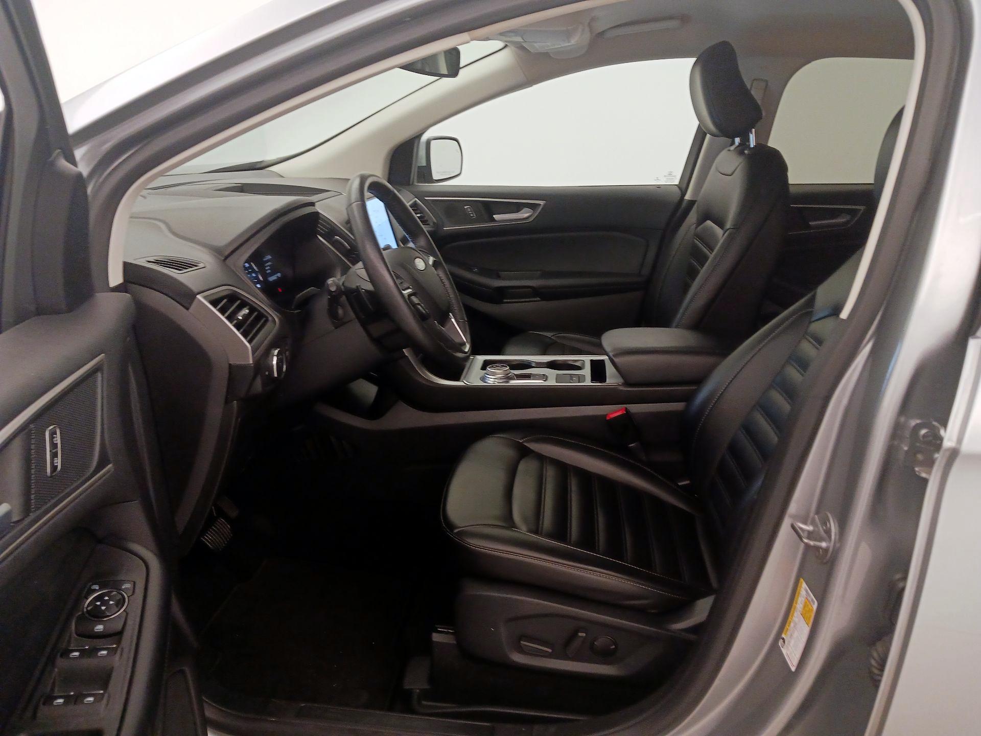 Thumbnail: 2022 Ford Edge - 11