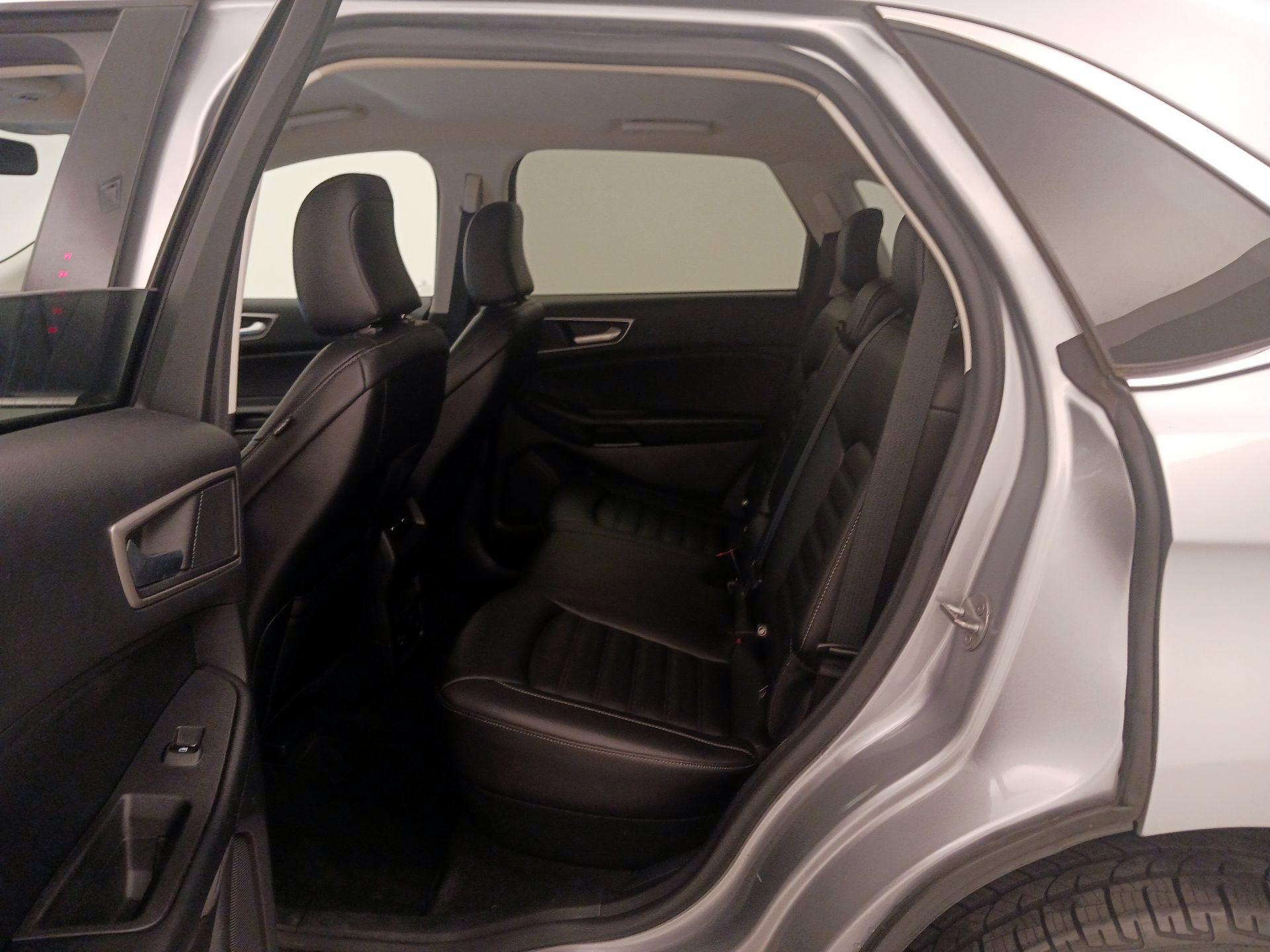 Thumbnail: 2022 Ford Edge - 20